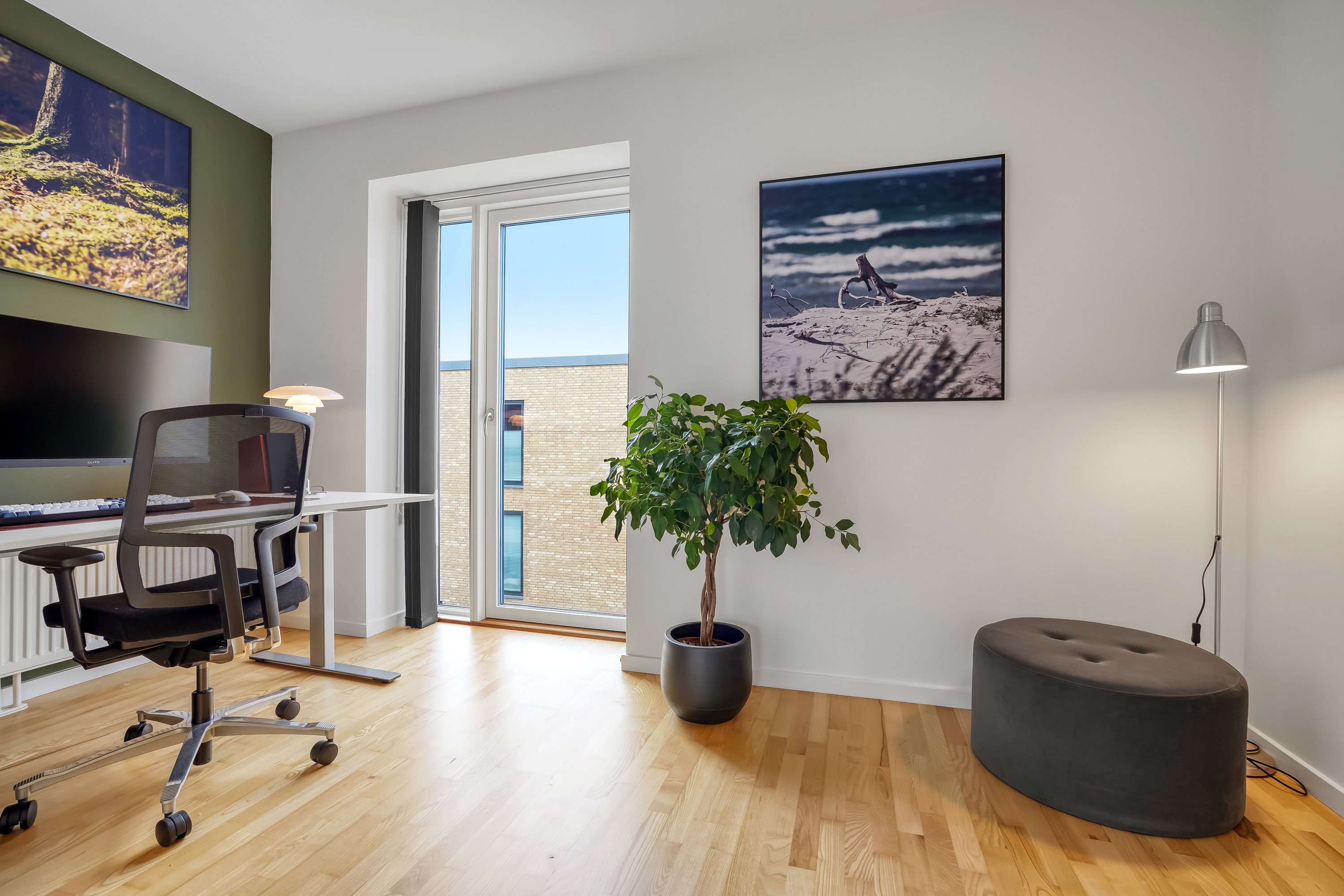 Fremhævet stue billede i fuldskærmstilstand. Billede af Sukkervænget 25, 5000 Odense C