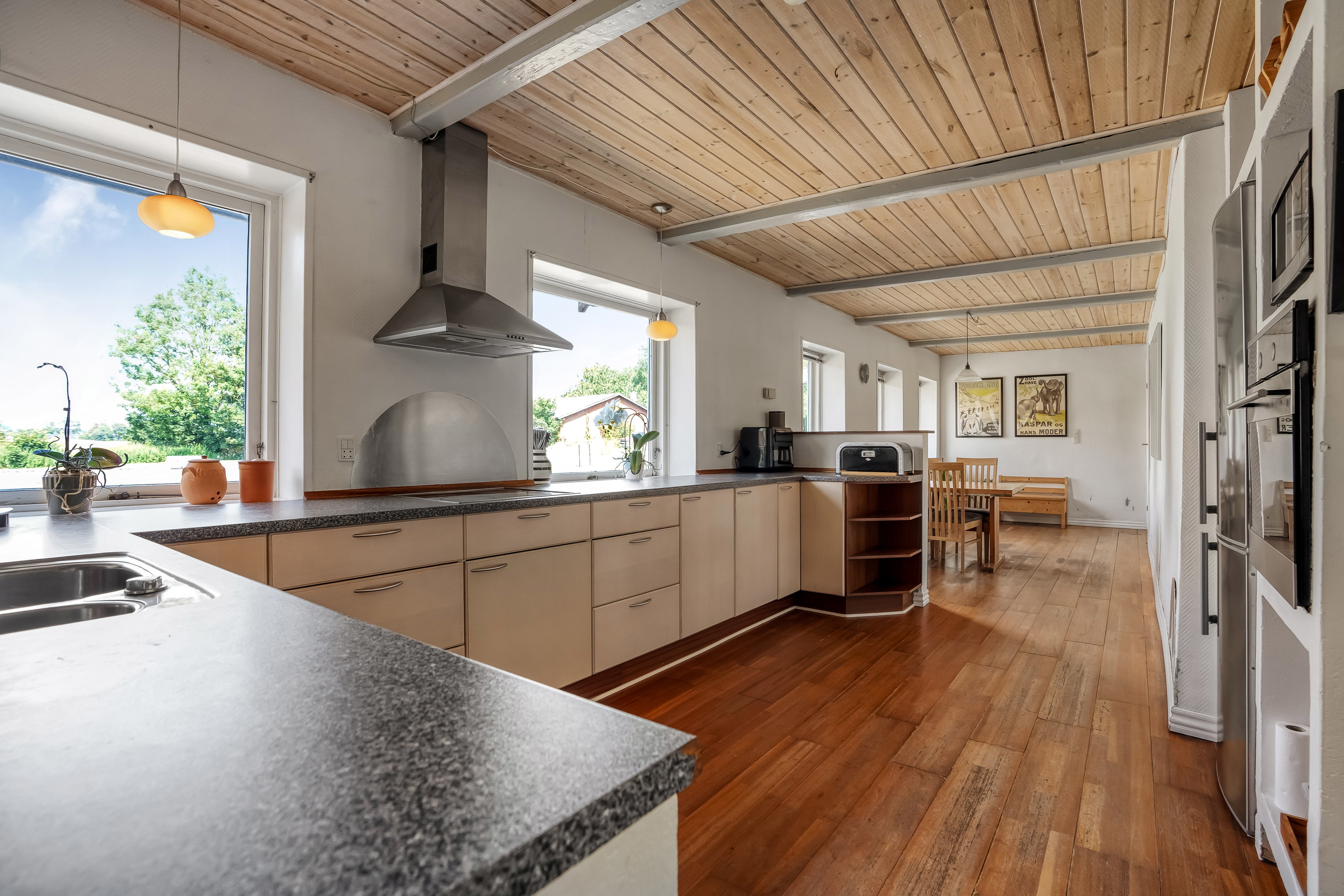 Fremhævet køkken billede i fuldskærmstilstand. Billede af Hårupvej 38, Hårup, 8740 Brædstrup