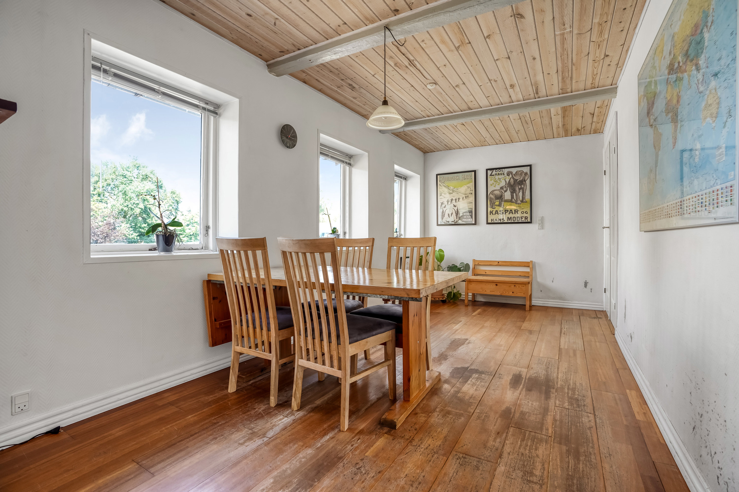 Fremhævet stue billede i fuldskærmstilstand. Billede af Hårupvej 38, Hårup, 8740 Brædstrup