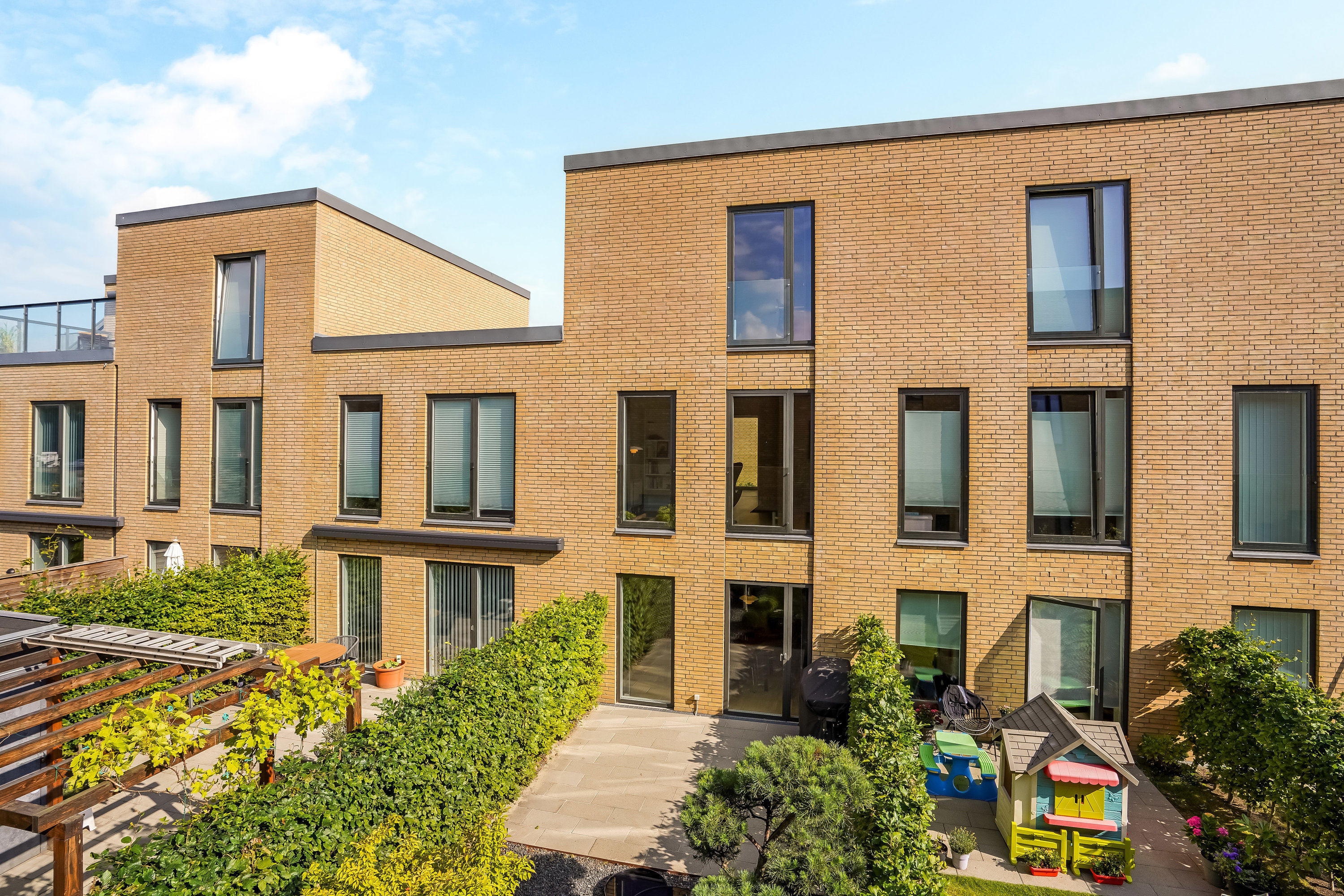 Fremhævet ejendommen billede i fuldskærmstilstand. Billede af Sukkervænget 25, 5000 Odense C