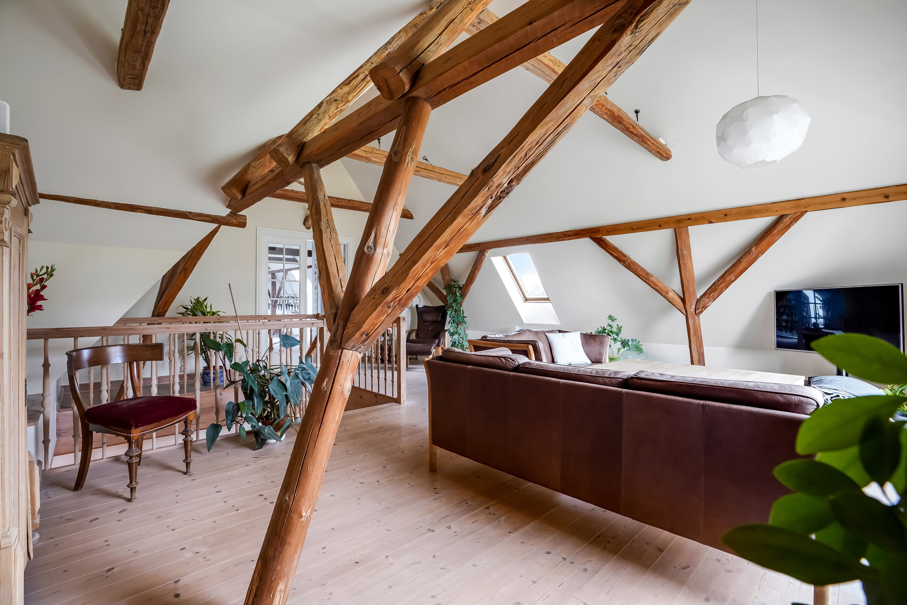 Fremhævet stue billede i fuldskærmstilstand. Billede af Skovløkken 5, 5580 Nørre Aaby