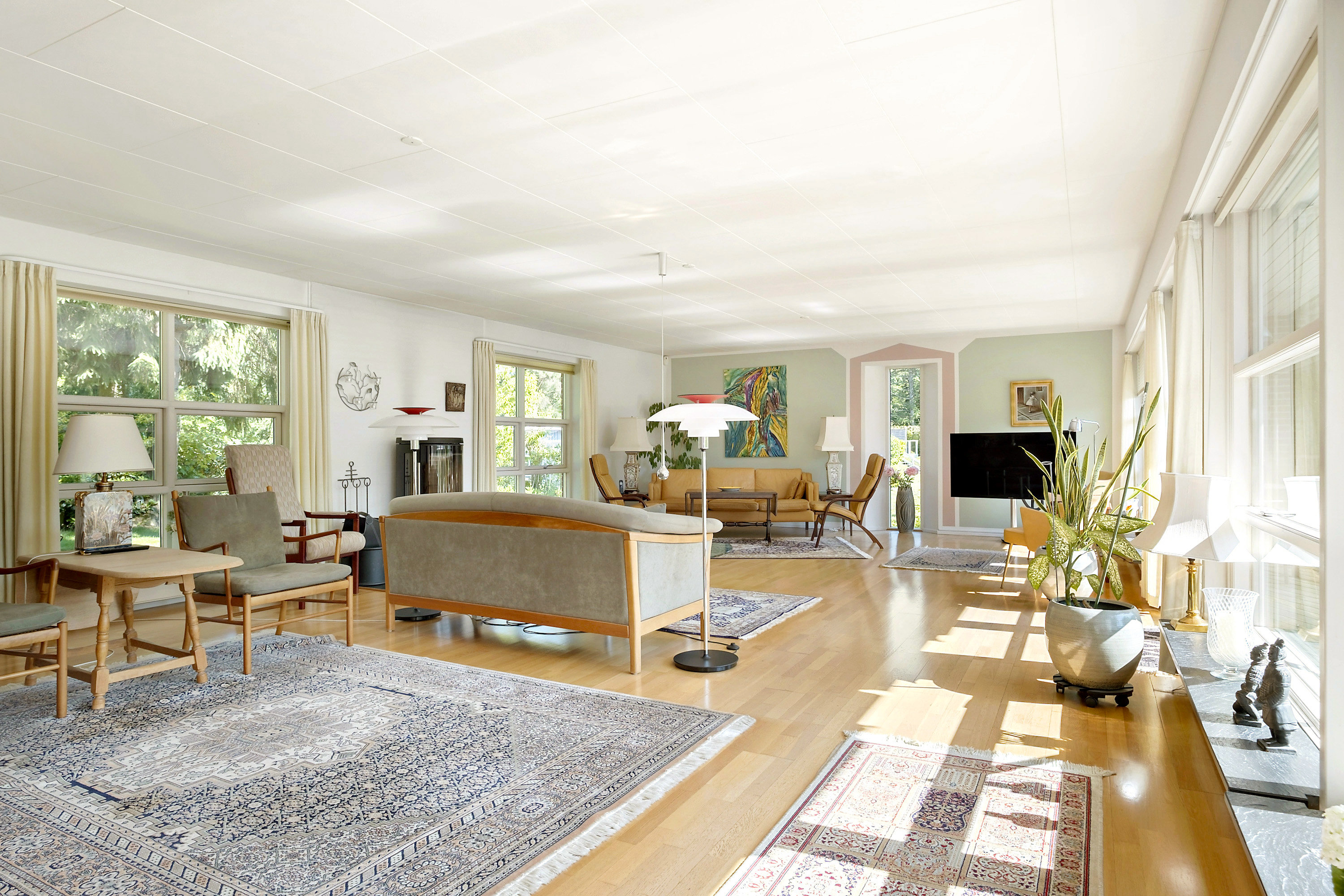 Fremhævet stue billede i fuldskærmstilstand. Billede af Granhegnet 9, 3450 Allerød