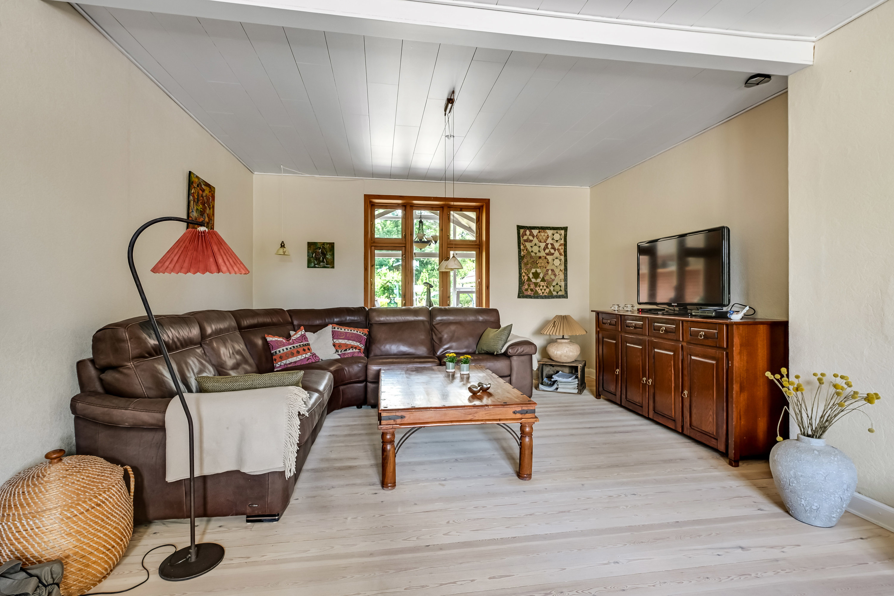 Fremhævet stue billede i fuldskærmstilstand. Billede af Nørrevej 12, Stend-Krogag, 7200 Grindsted