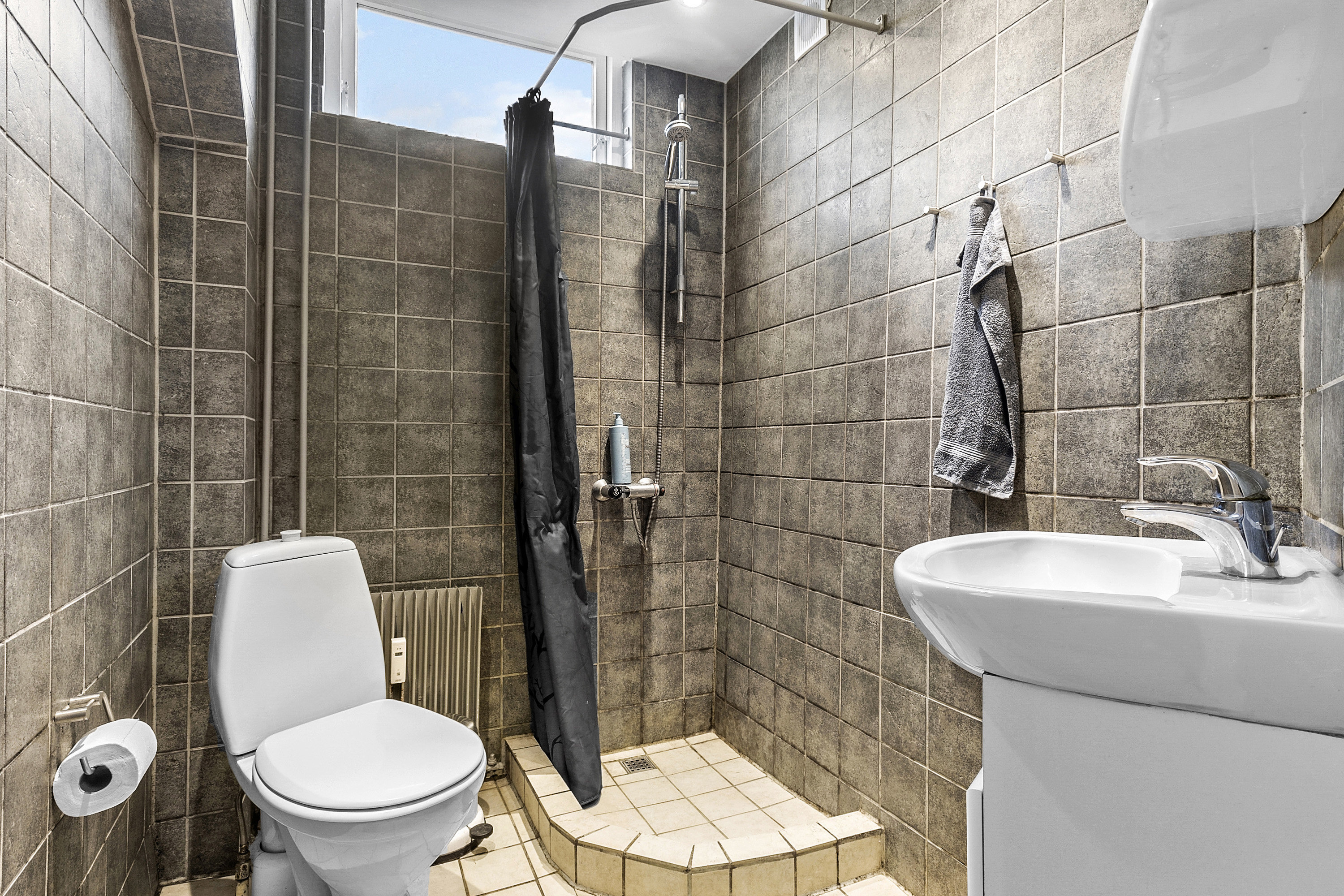 Fremhævet  billede i fuldskærmstilstand. Billede af Lillegade 2, kld.., Vorup, 8940 Randers SV