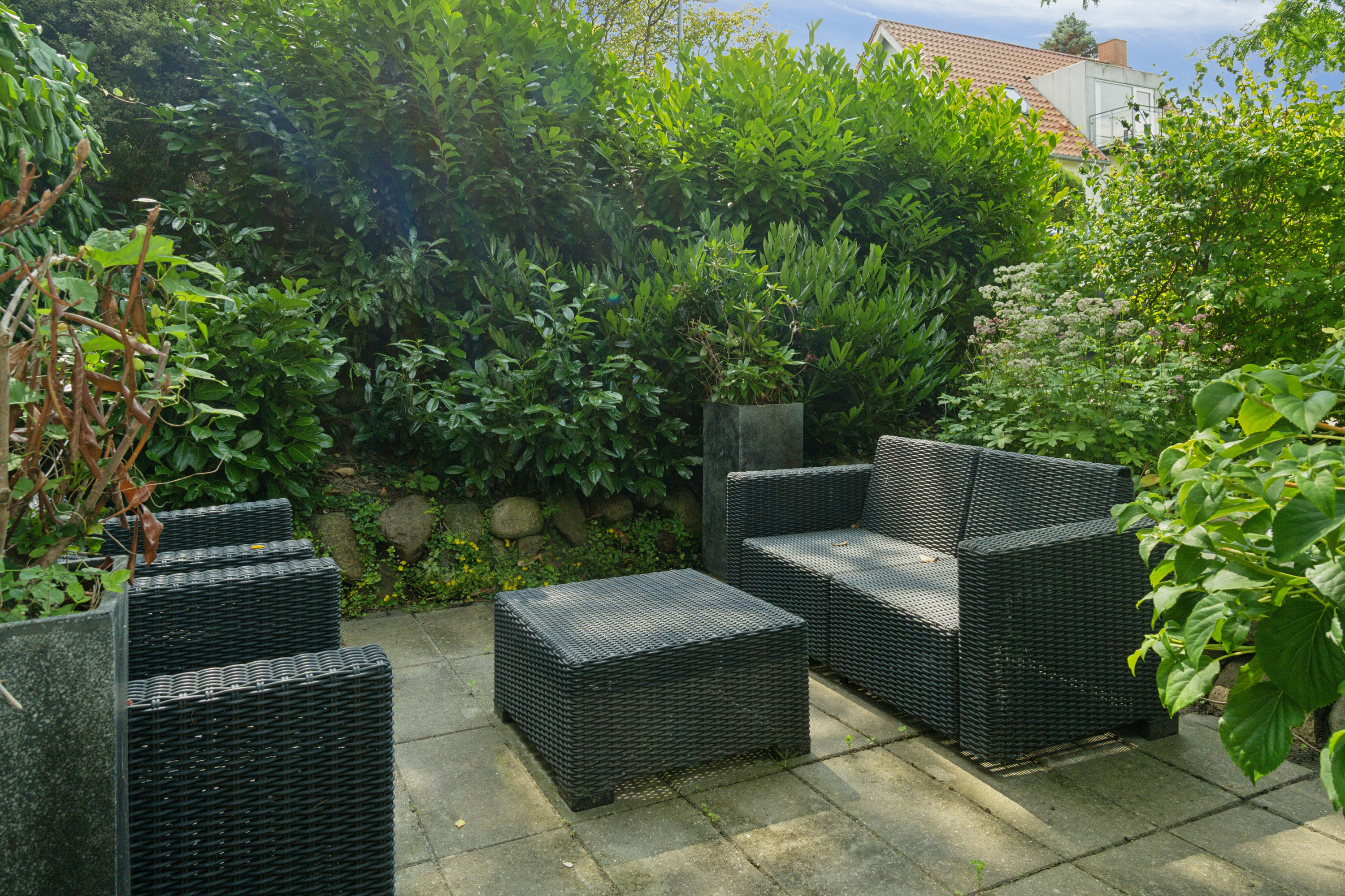 Fremhævet terrasse billede i fuldskærmstilstand. Billede af Højgårdsvej 11, 8260 Viby J