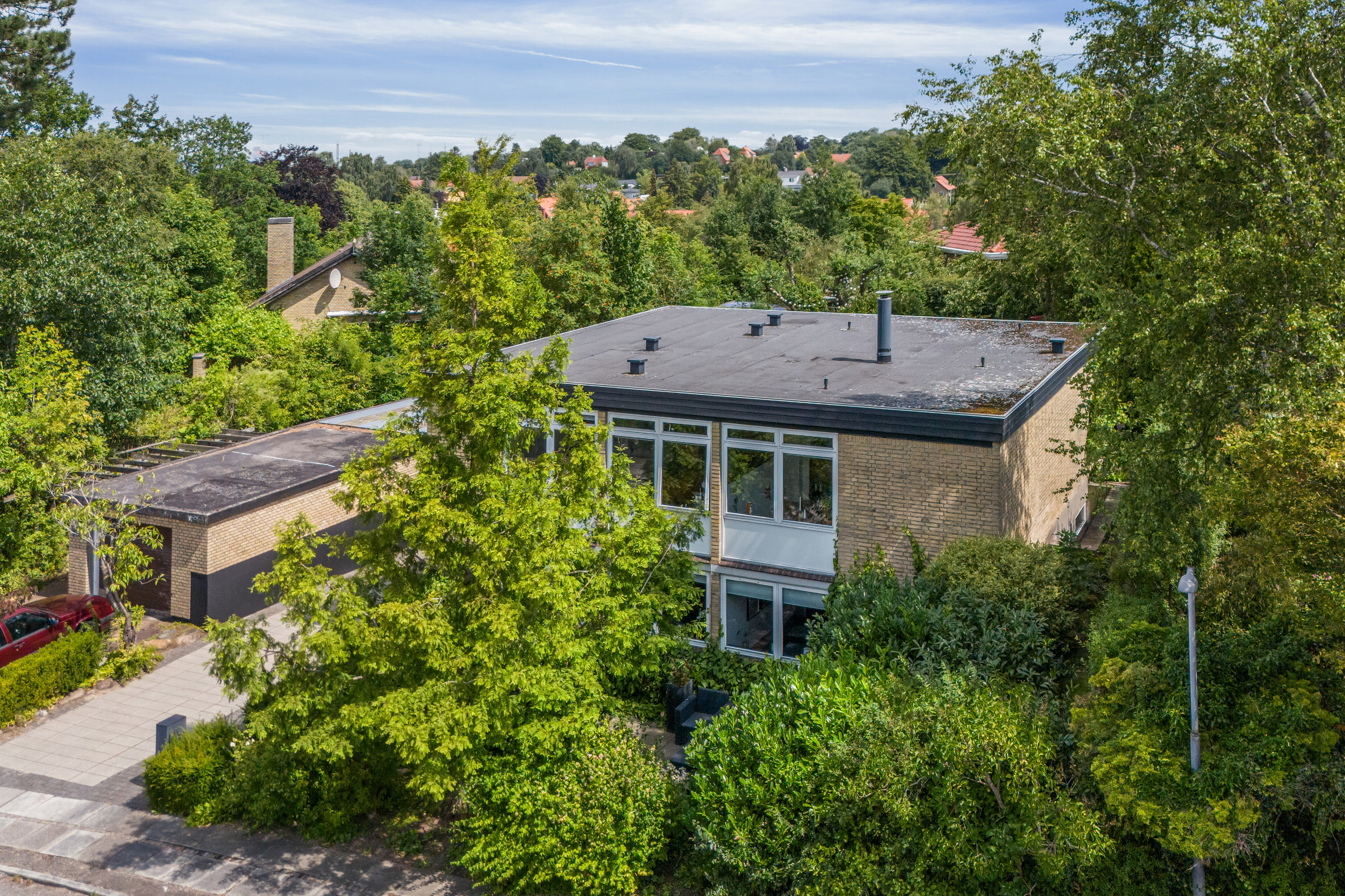 Fremhævet ejendommen billede i fuldskærmstilstand. Billede af Højgårdsvej 11, 8260 Viby J