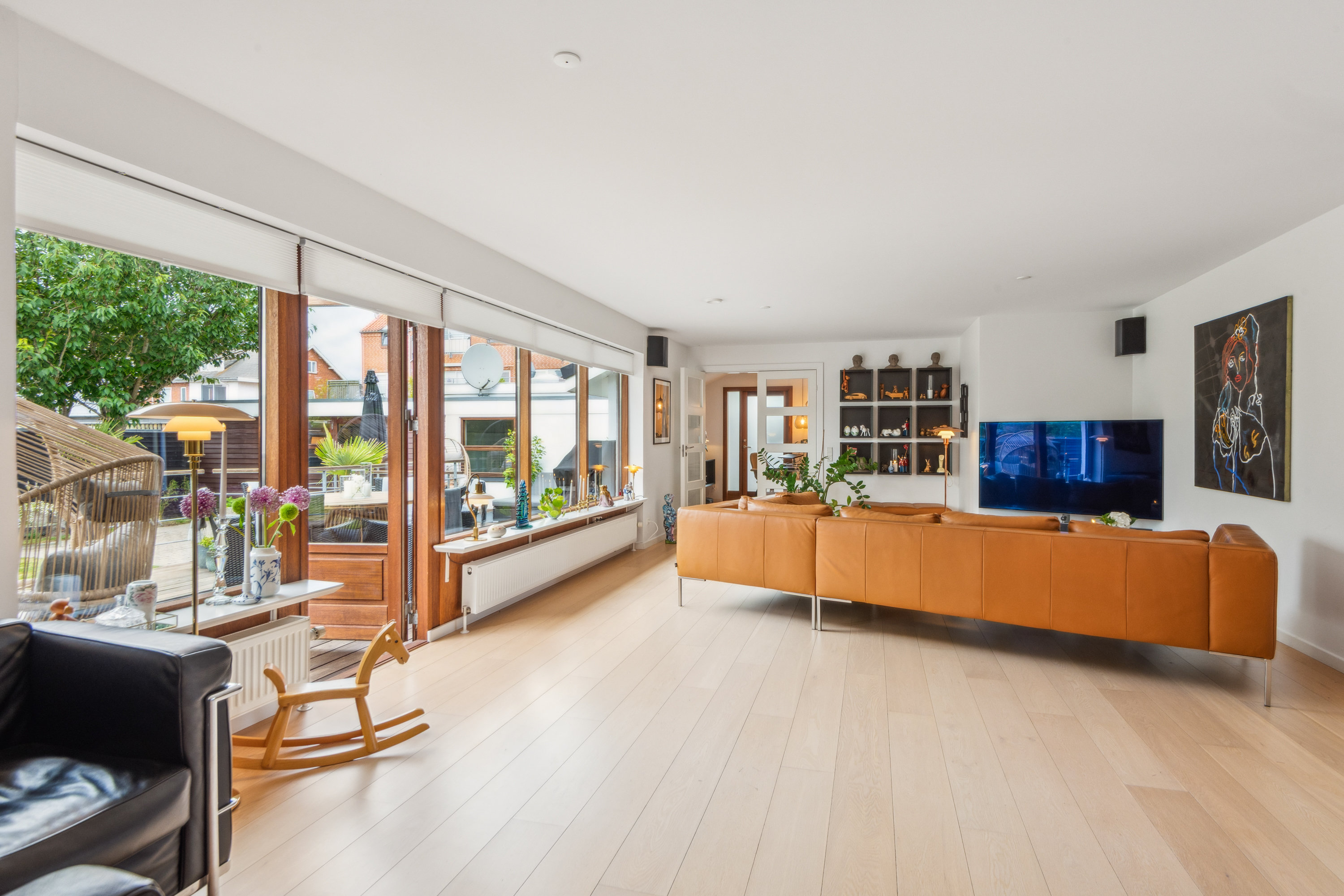 Fremhævet stue billede i fuldskærmstilstand. Billede af Tjørnealle 2, 9530 Støvring