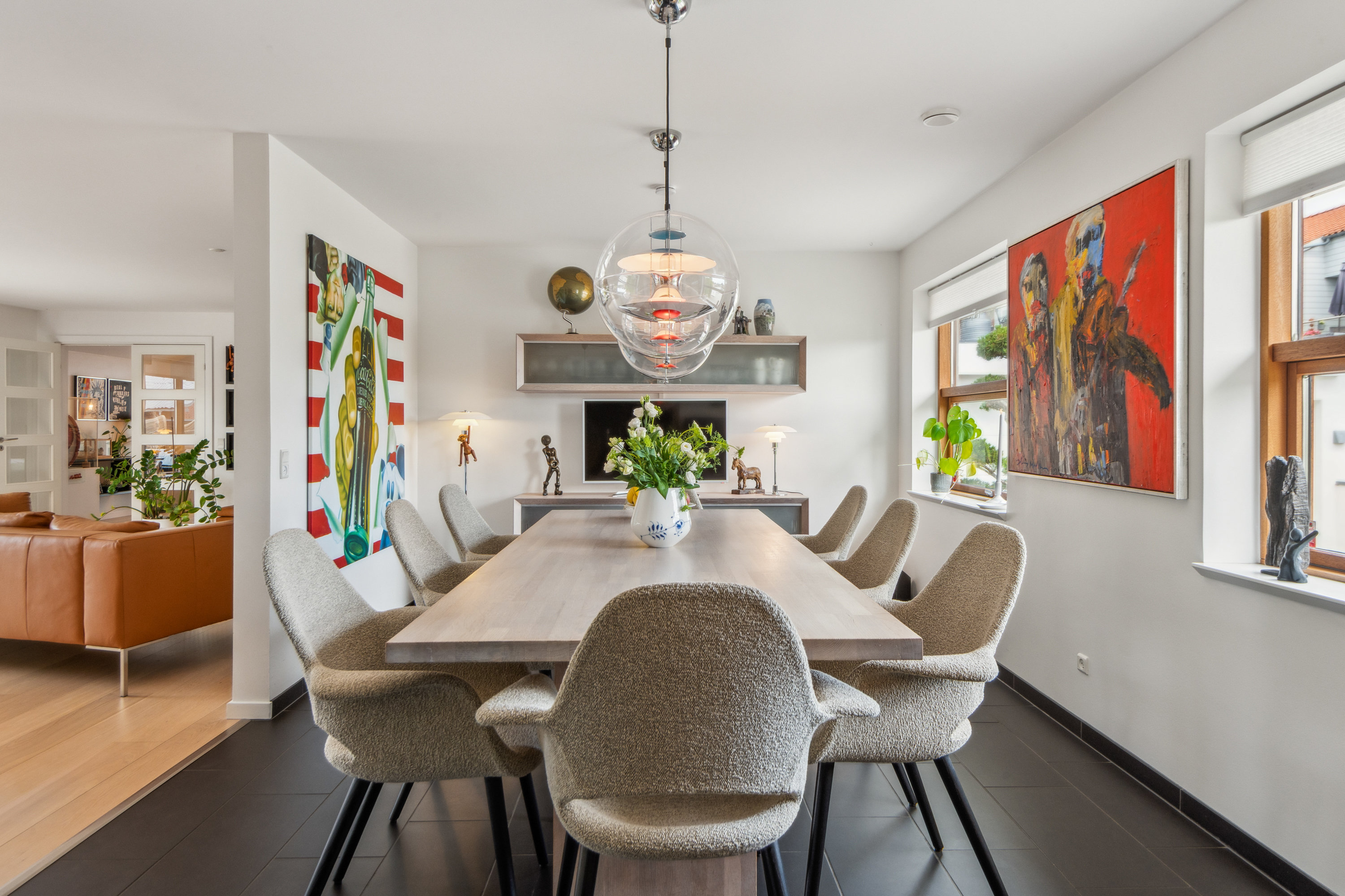 Fremhævet køkken-alrum billede i fuldskærmstilstand. Billede af Tjørnealle 2, 9530 Støvring