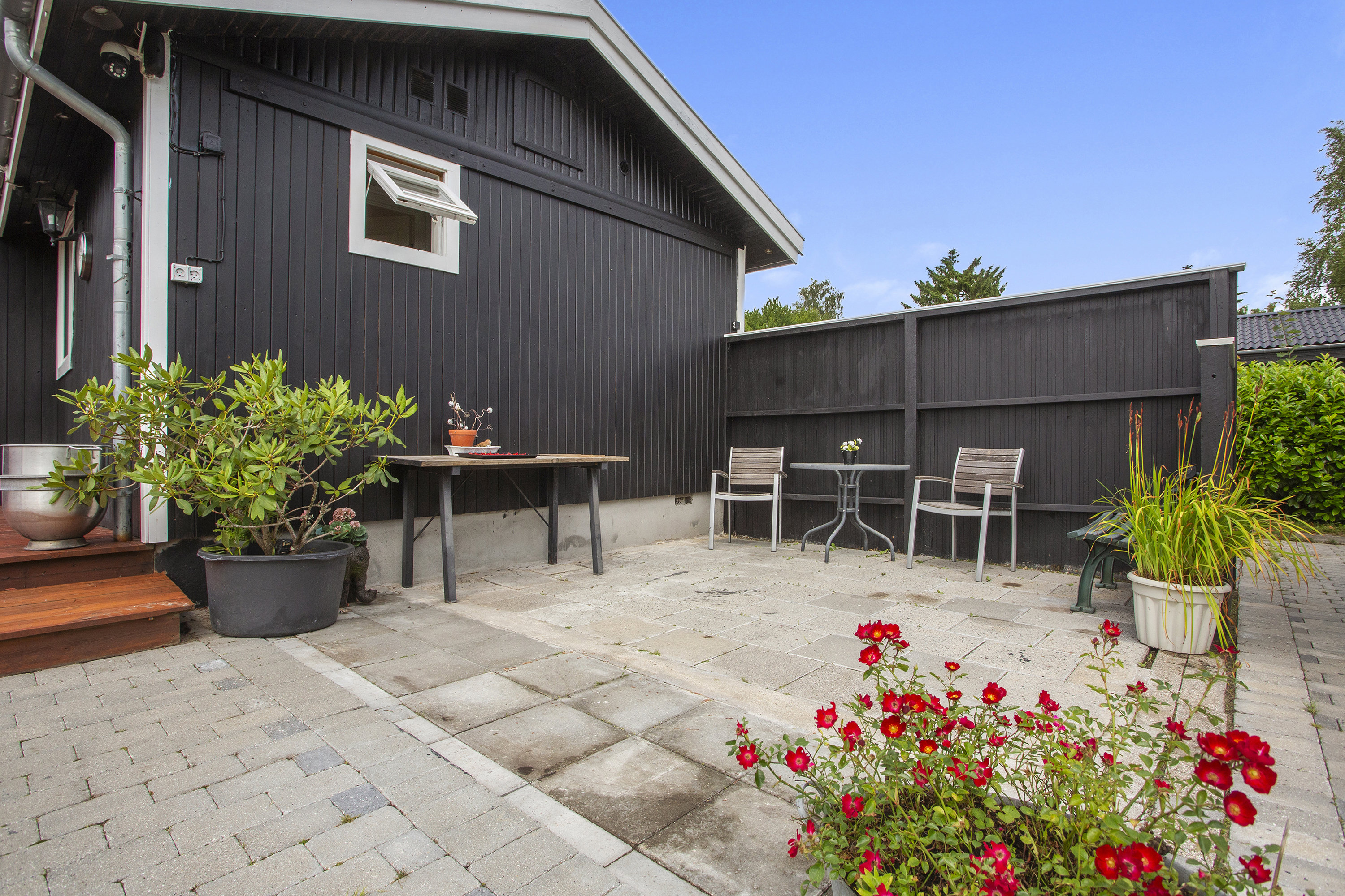 Fremhævet terrasse billede i fuldskærmstilstand. Billede af Huginsvej 19, 2740 Skovlunde