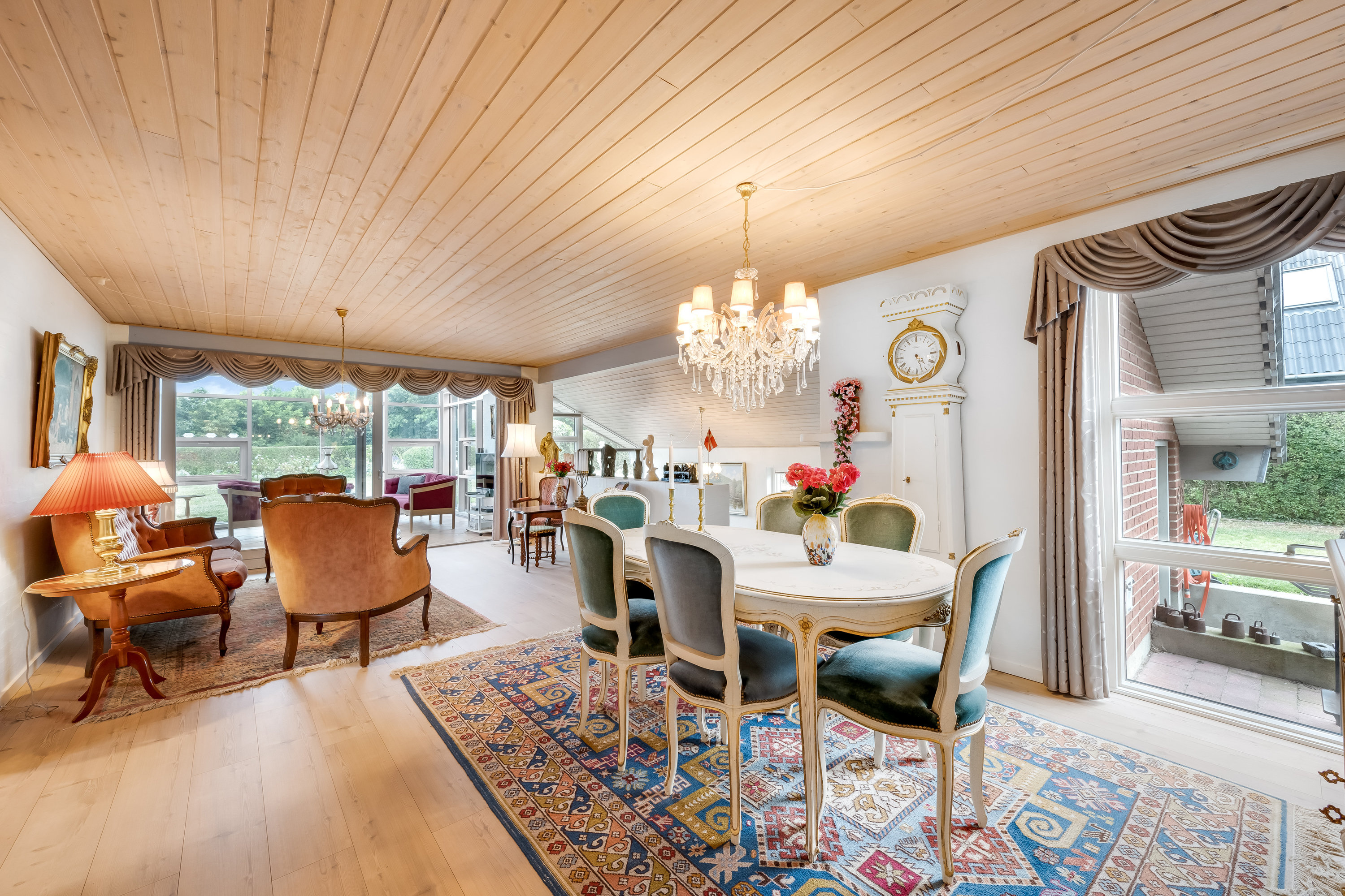 Fremhævet stue billede i fuldskærmstilstand. Billede af Heboltoft 50, Velling, 6950 Ringkøbing