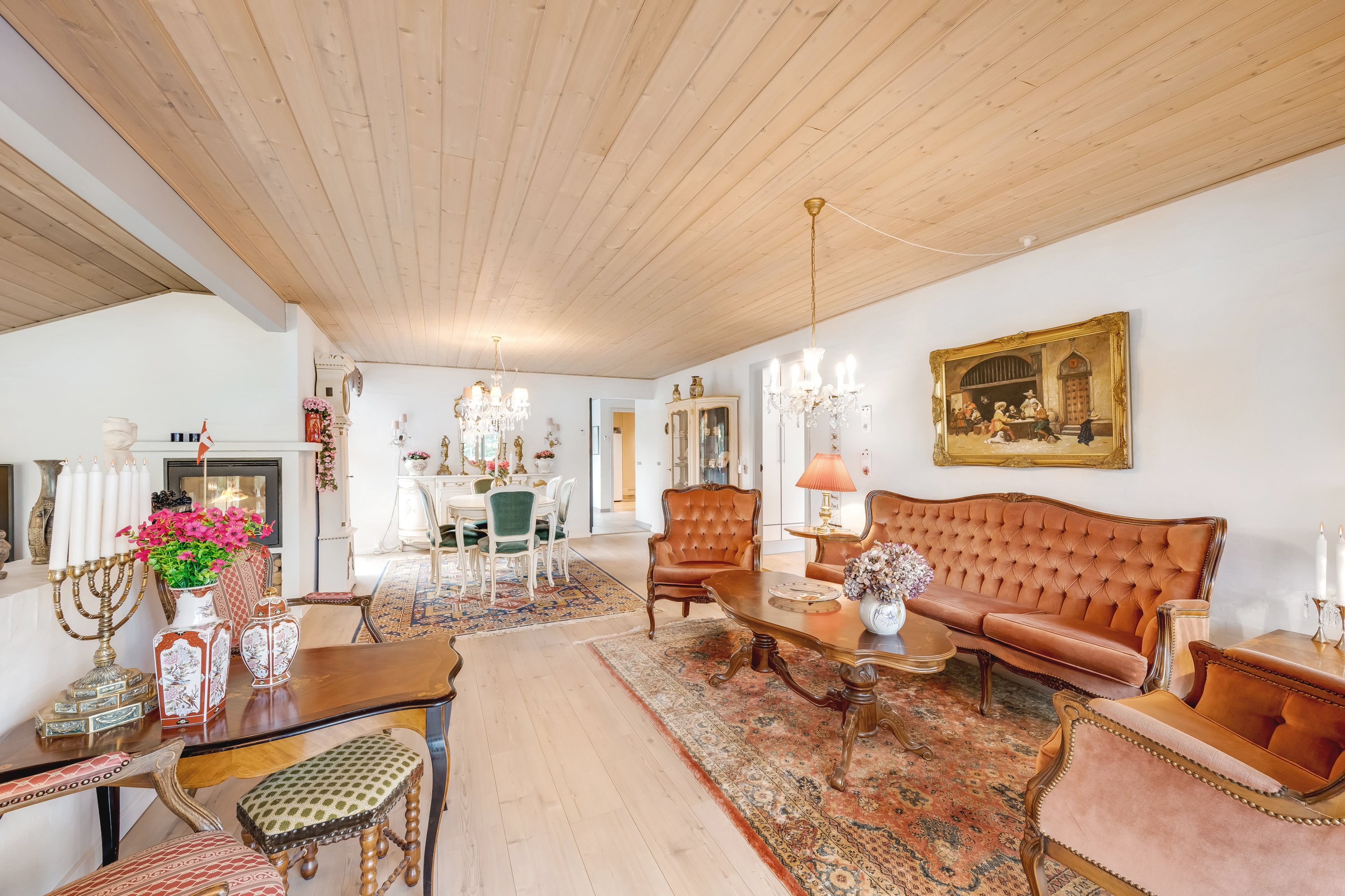 Fremhævet stue billede i fuldskærmstilstand. Billede af Heboltoft 50, Velling, 6950 Ringkøbing