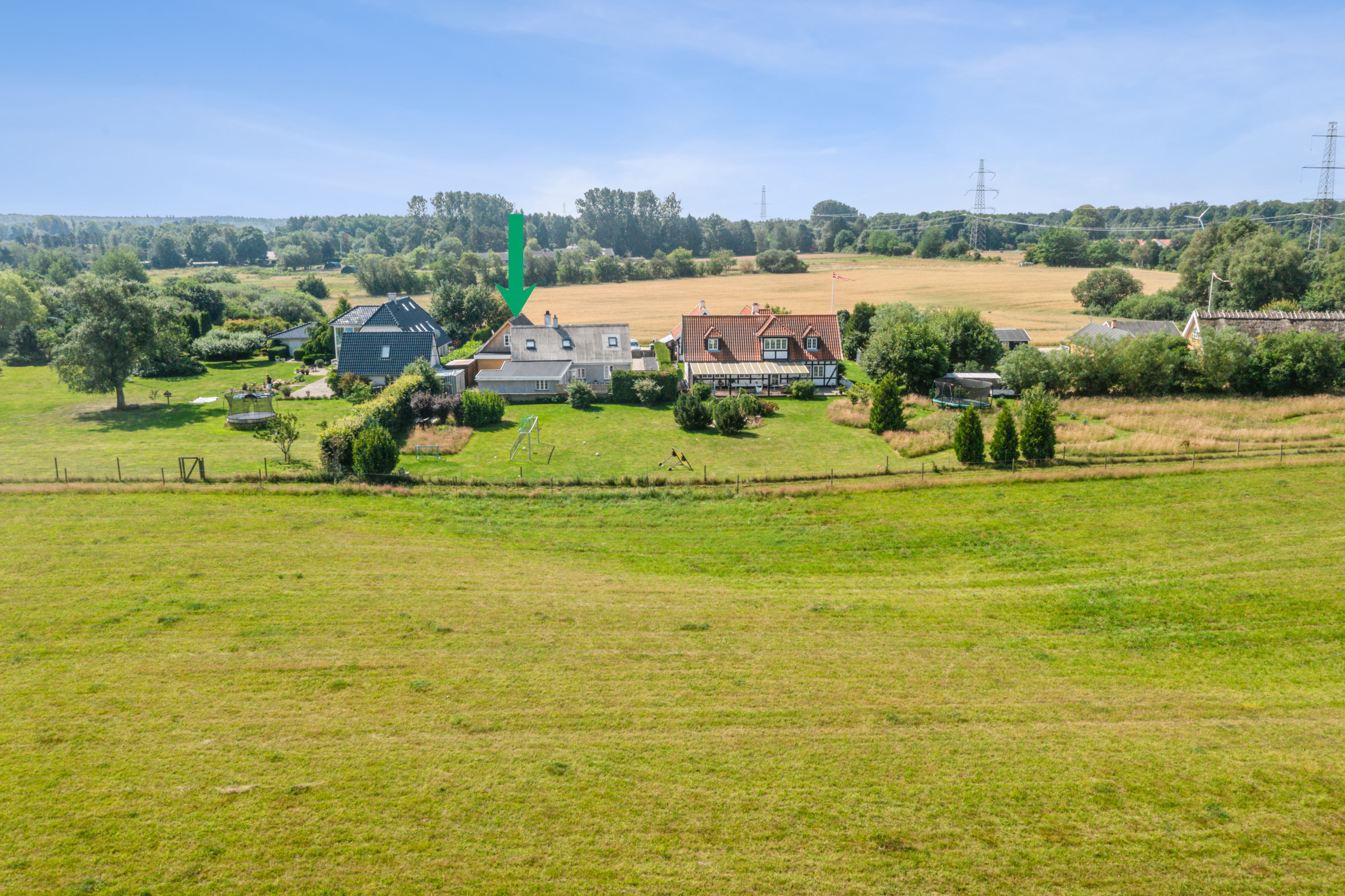 Fremhævet have billede i fuldskærmstilstand. Billede af Hellebækvej 6B, 3000 Helsingør