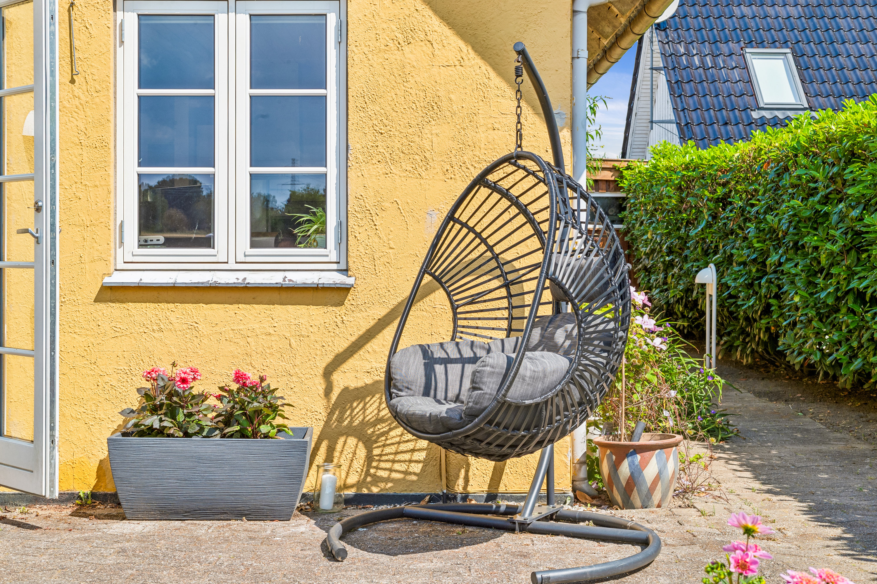 Fremhævet terrasse billede i fuldskærmstilstand. Billede af Hellebækvej 6B, 3000 Helsingør