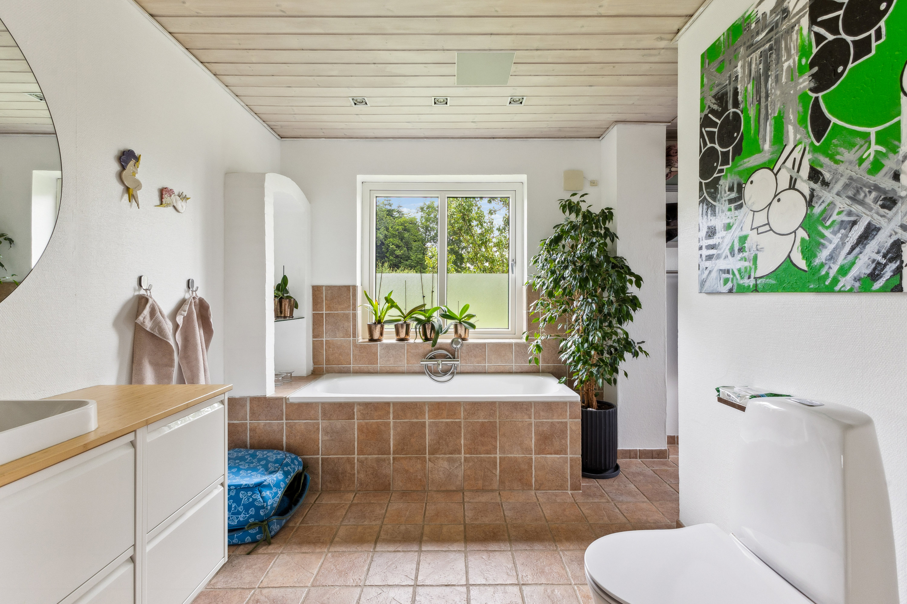 Fremhævet badeværelse billede i fuldskærmstilstand. Billede af Skolevej 17, Vester Sottrup, 6400 Sønderborg