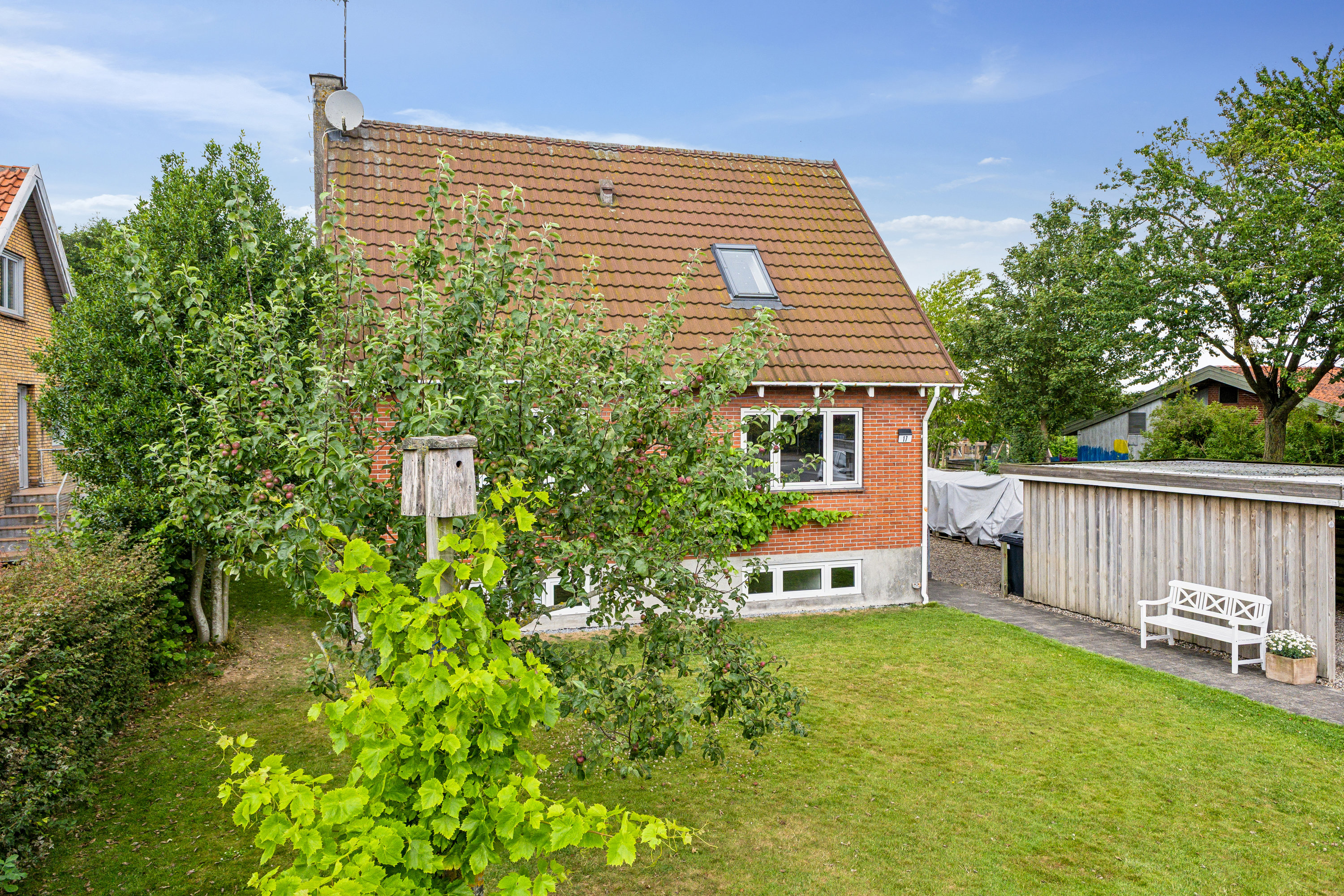 Fremhævet have billede i fuldskærmstilstand. Billede af Skolevej 17, Vester Sottrup, 6400 Sønderborg