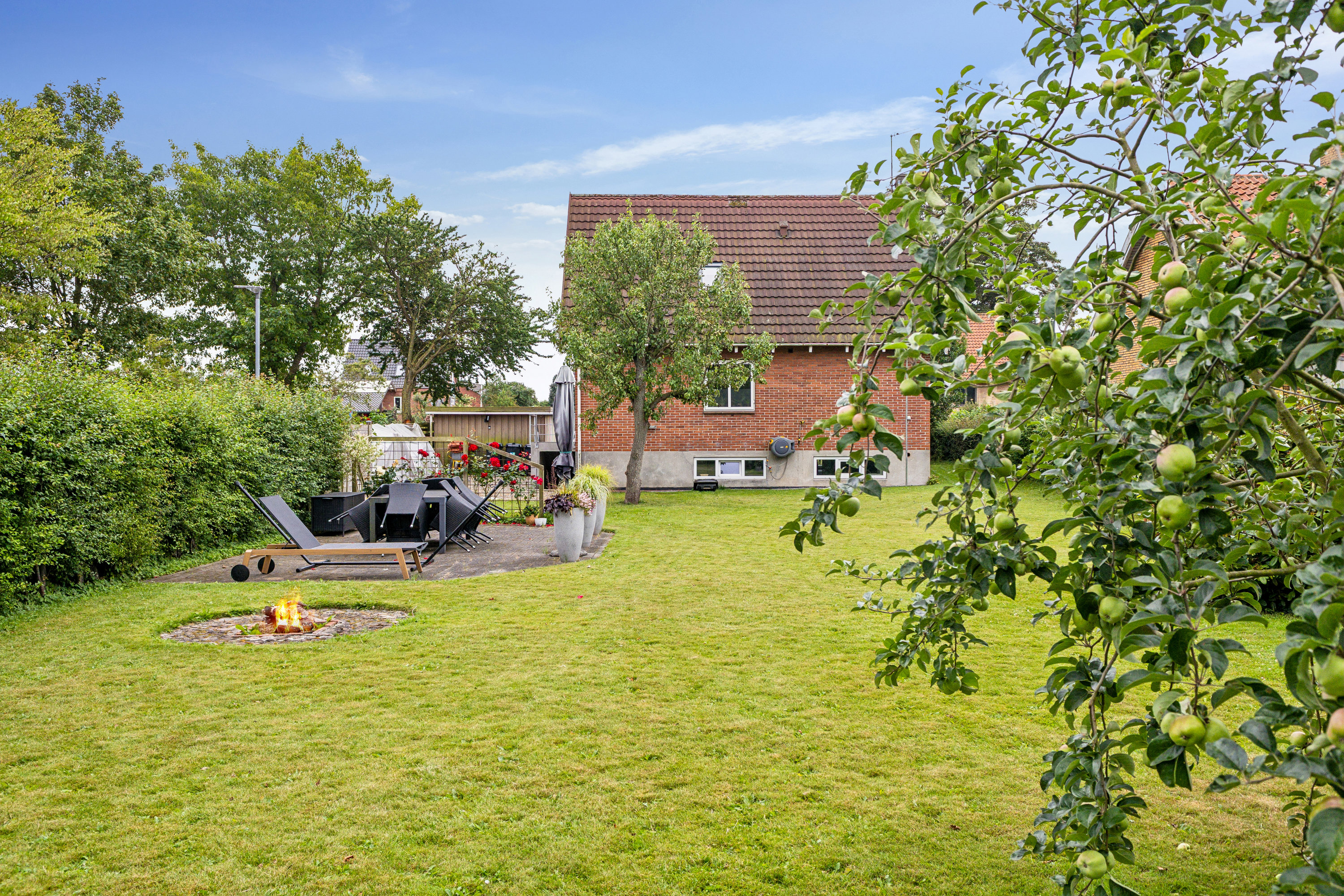 Fremhævet have billede i fuldskærmstilstand. Billede af Skolevej 17, Vester Sottrup, 6400 Sønderborg