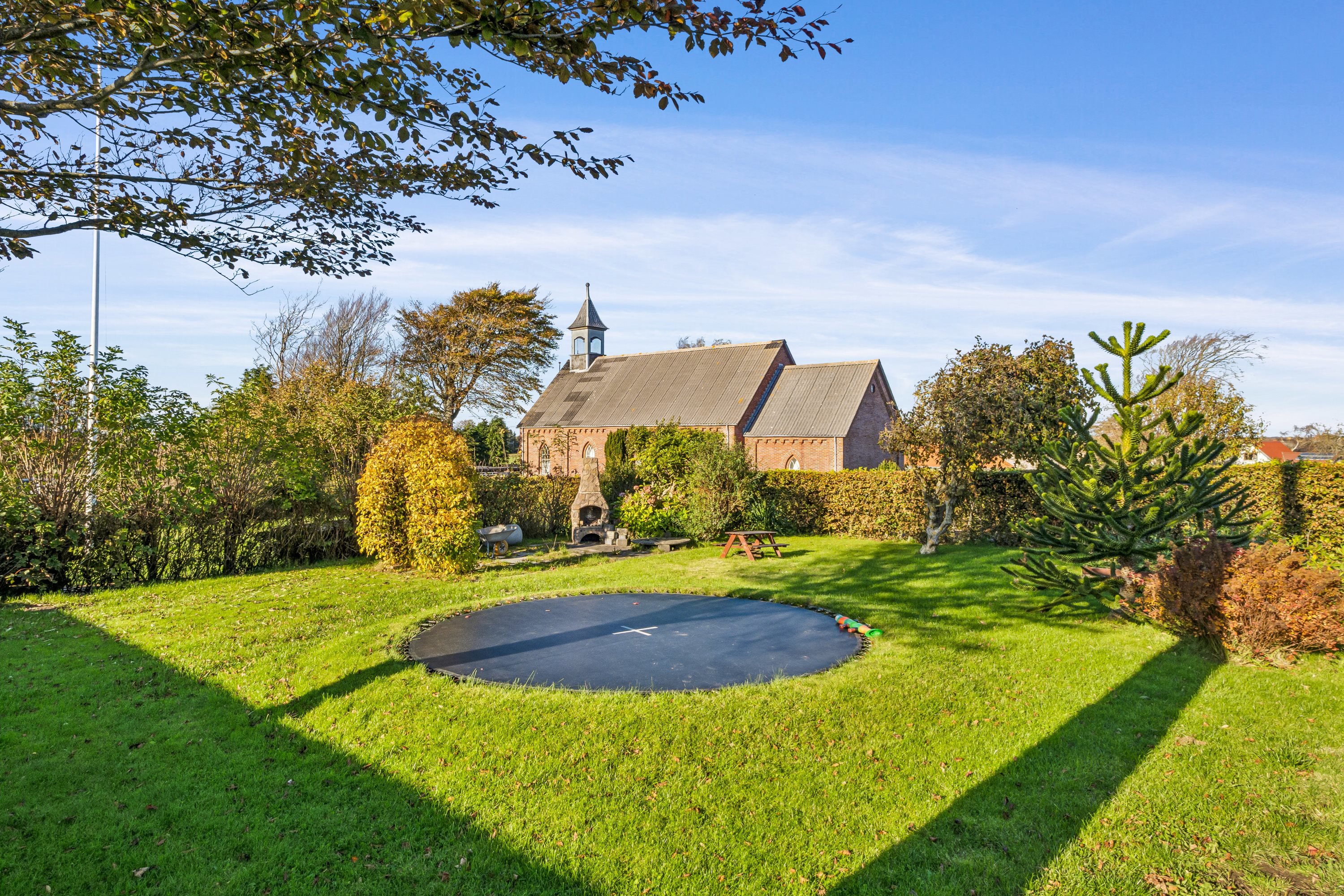 Fremhævet haven billede i fuldskærmstilstand. Billede af Aalborgvej 195, 7742 Vesløs