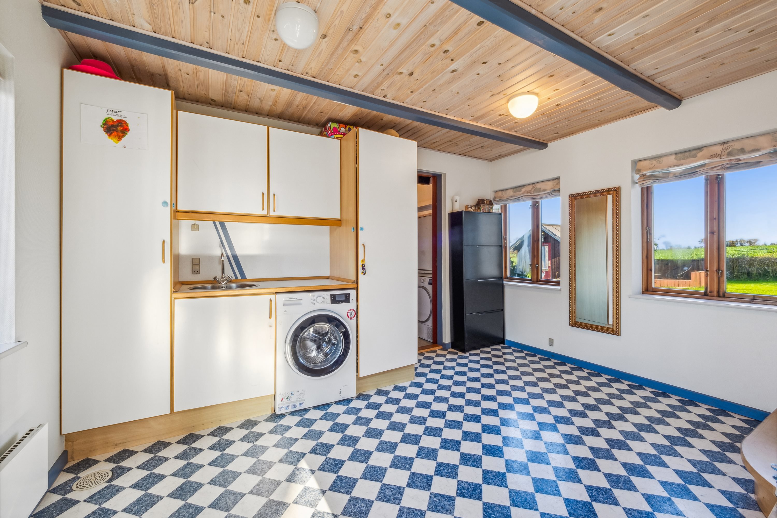 Fremhævet entre billede i fuldskærmstilstand. Billede af Aalborgvej 195, 7742 Vesløs