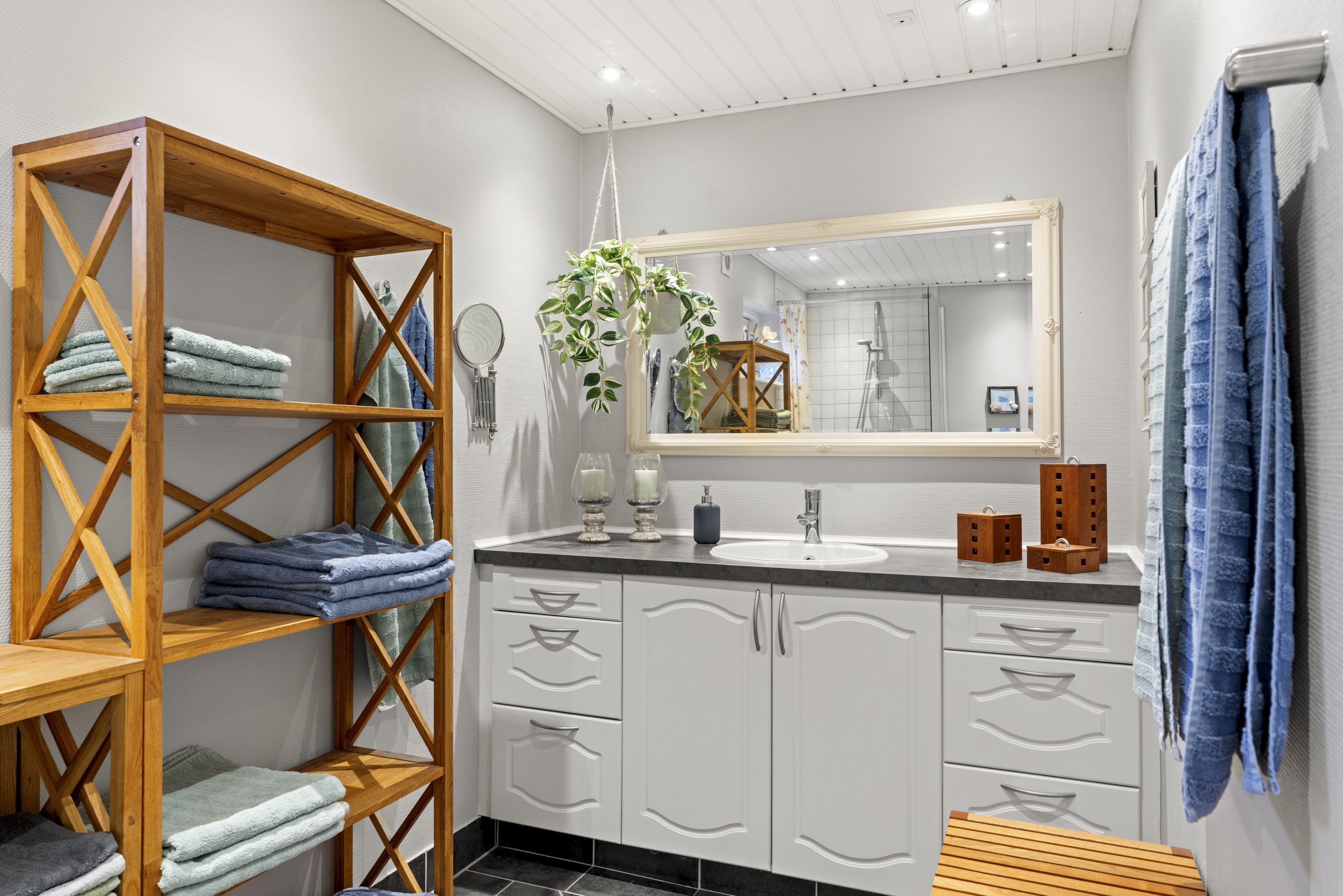 Fremhævet badeværelse billede i fuldskærmstilstand. Billede af Skjoldsvej 17, Hønsinge L, 4560 Vig