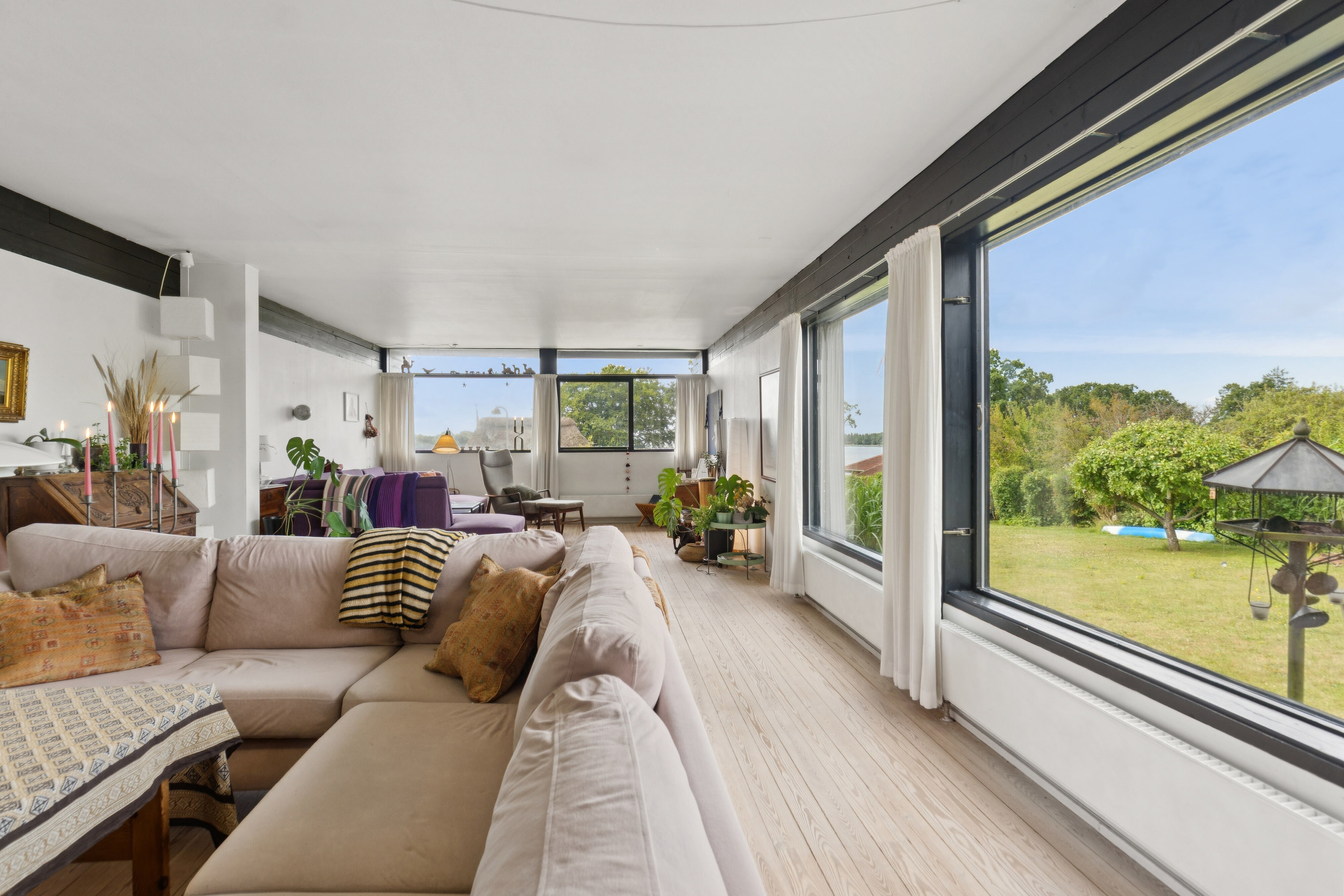 Fremhævet stue billede i fuldskærmstilstand. Billede af Baldersvænget 10, Thurø, 5700 Svendborg