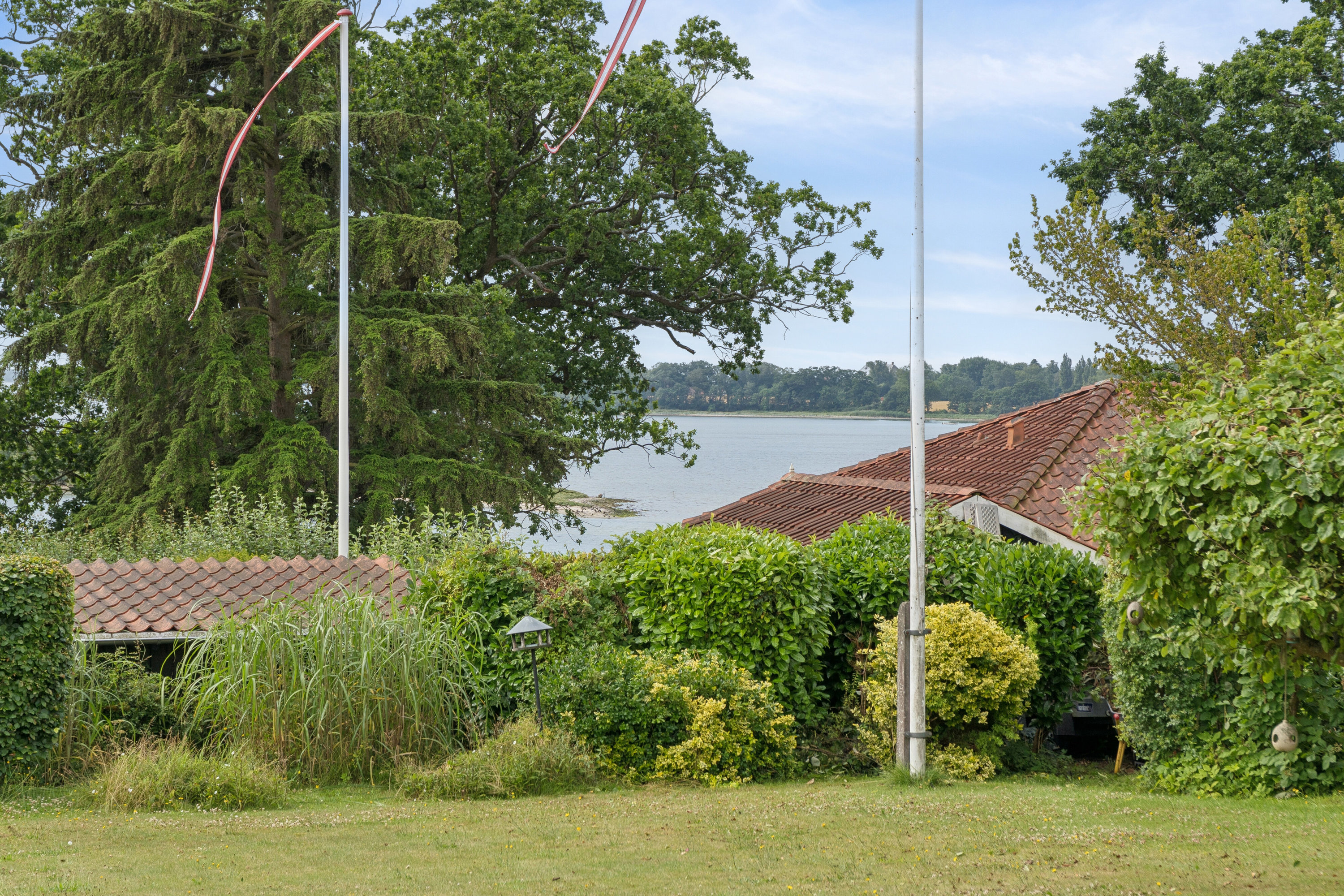 Fremhævet udendørs billede i fuldskærmstilstand. Billede af Baldersvænget 10, Thurø, 5700 Svendborg