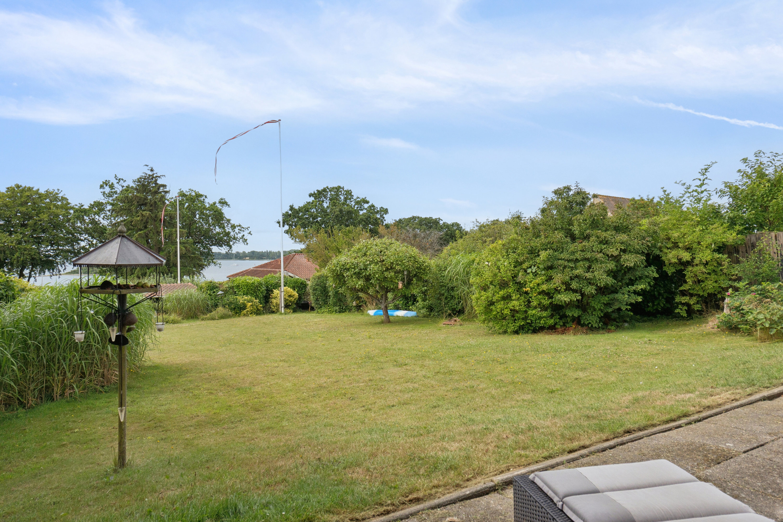 Fremhævet udendørs billede i fuldskærmstilstand. Billede af Baldersvænget 10, Thurø, 5700 Svendborg