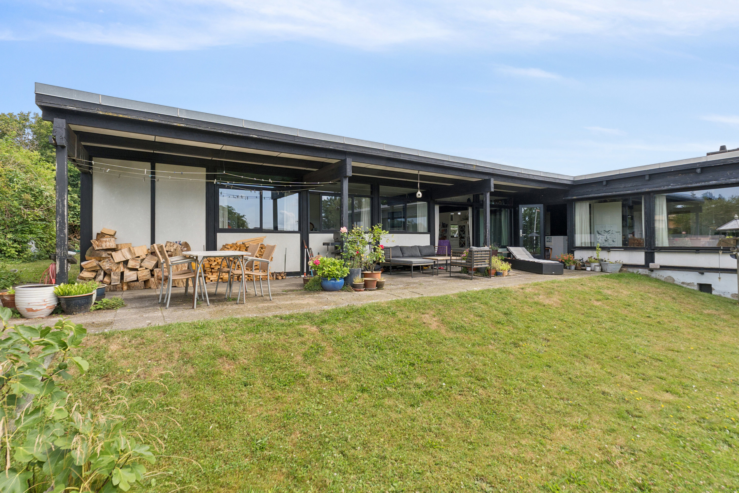 Fremhævet set fra haven billede i fuldskærmstilstand. Billede af Baldersvænget 10, Thurø, 5700 Svendborg