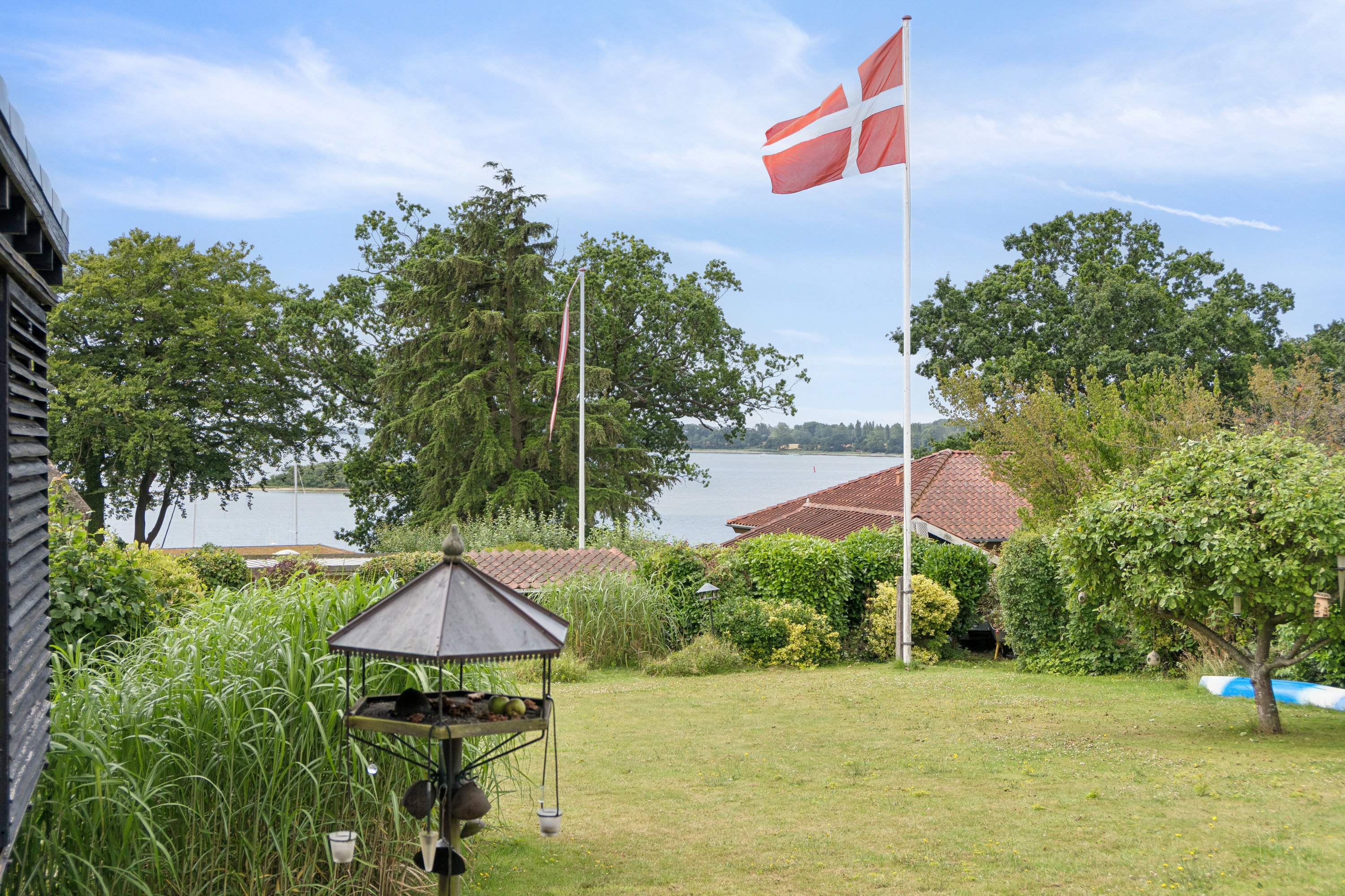 Miniaturebillede 1: udendørs. Billede af Baldersvænget 10, Thurø, 5700 Svendborg