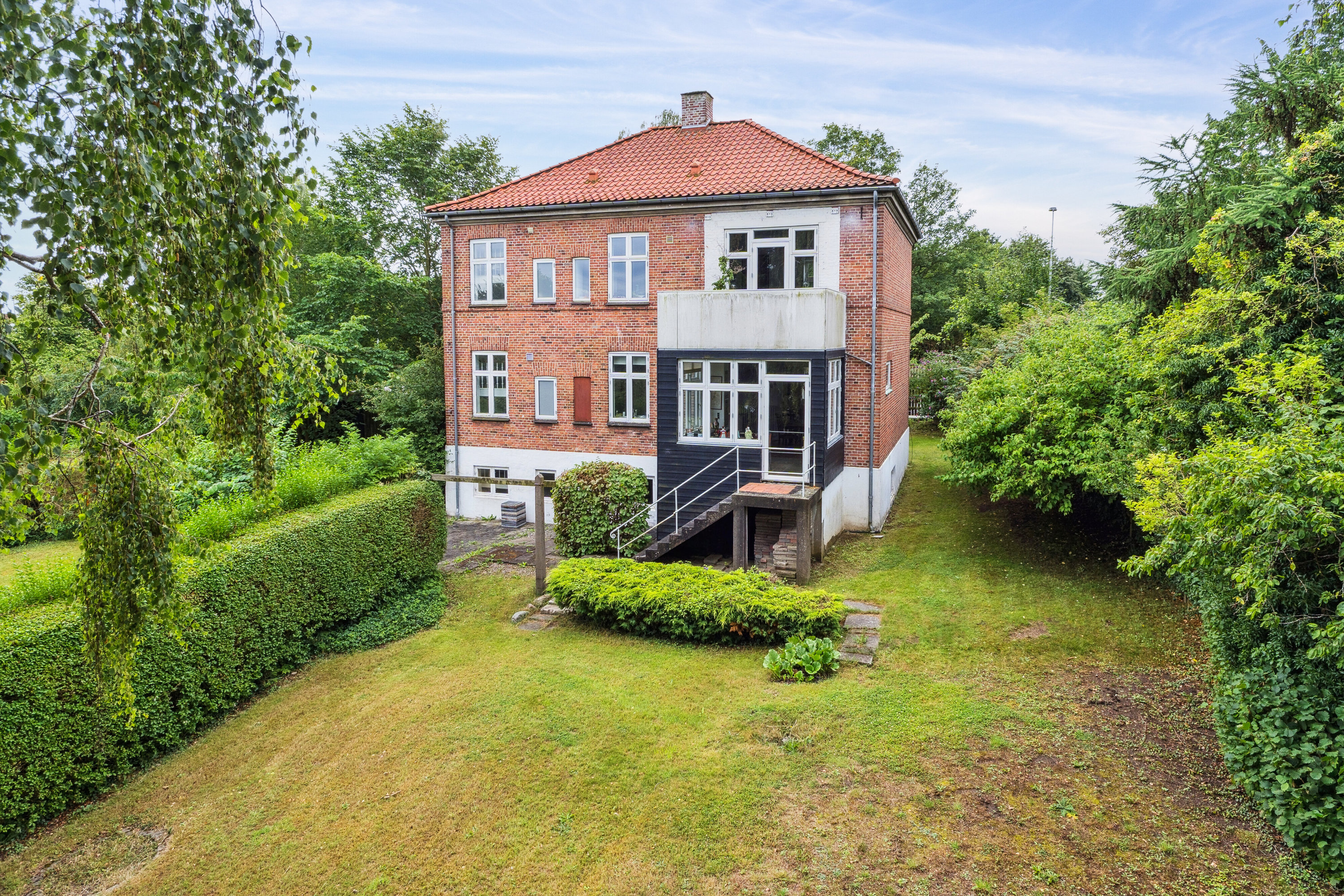 Fremhævet set fra haven billede i fuldskærmstilstand. Billede af Vindingevej 30, st.., 5800 Nyborg