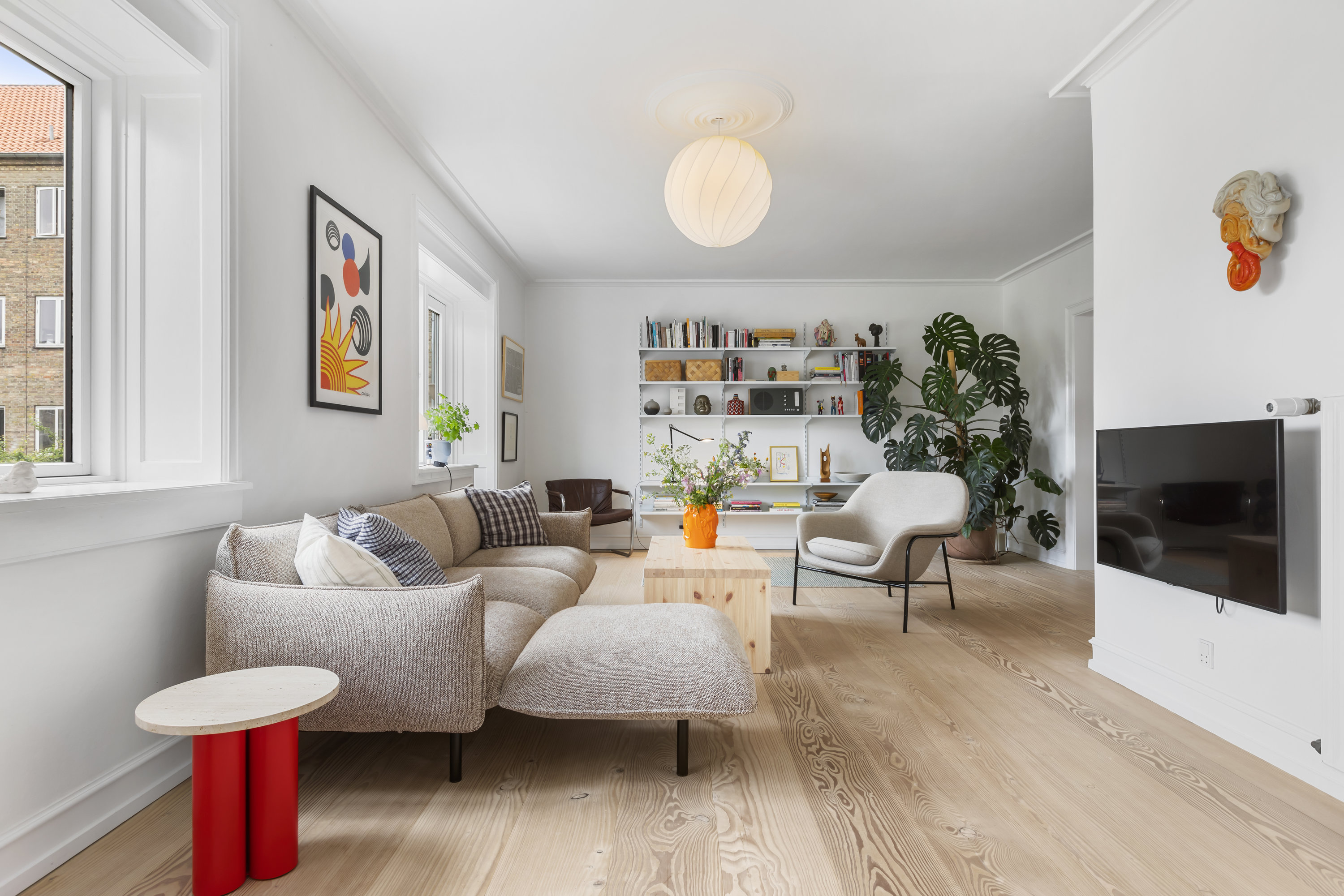 Fremhævet stue billede i fuldskærmstilstand. Billede af Mariendalsvej 65, 2., 2000 Frederiksberg