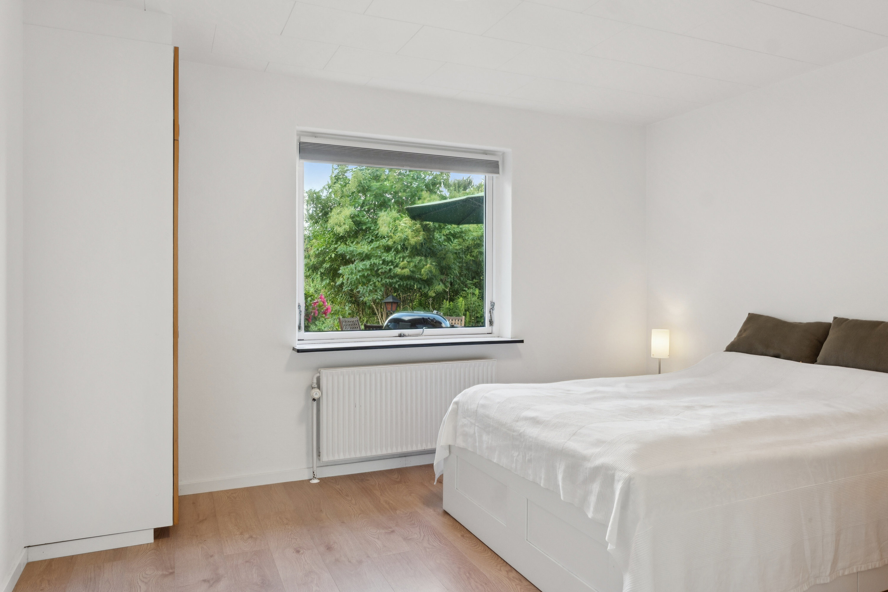 Fremhævet soveværelse billede i fuldskærmstilstand. Billede af Industrivej 13, 4720 Præstø