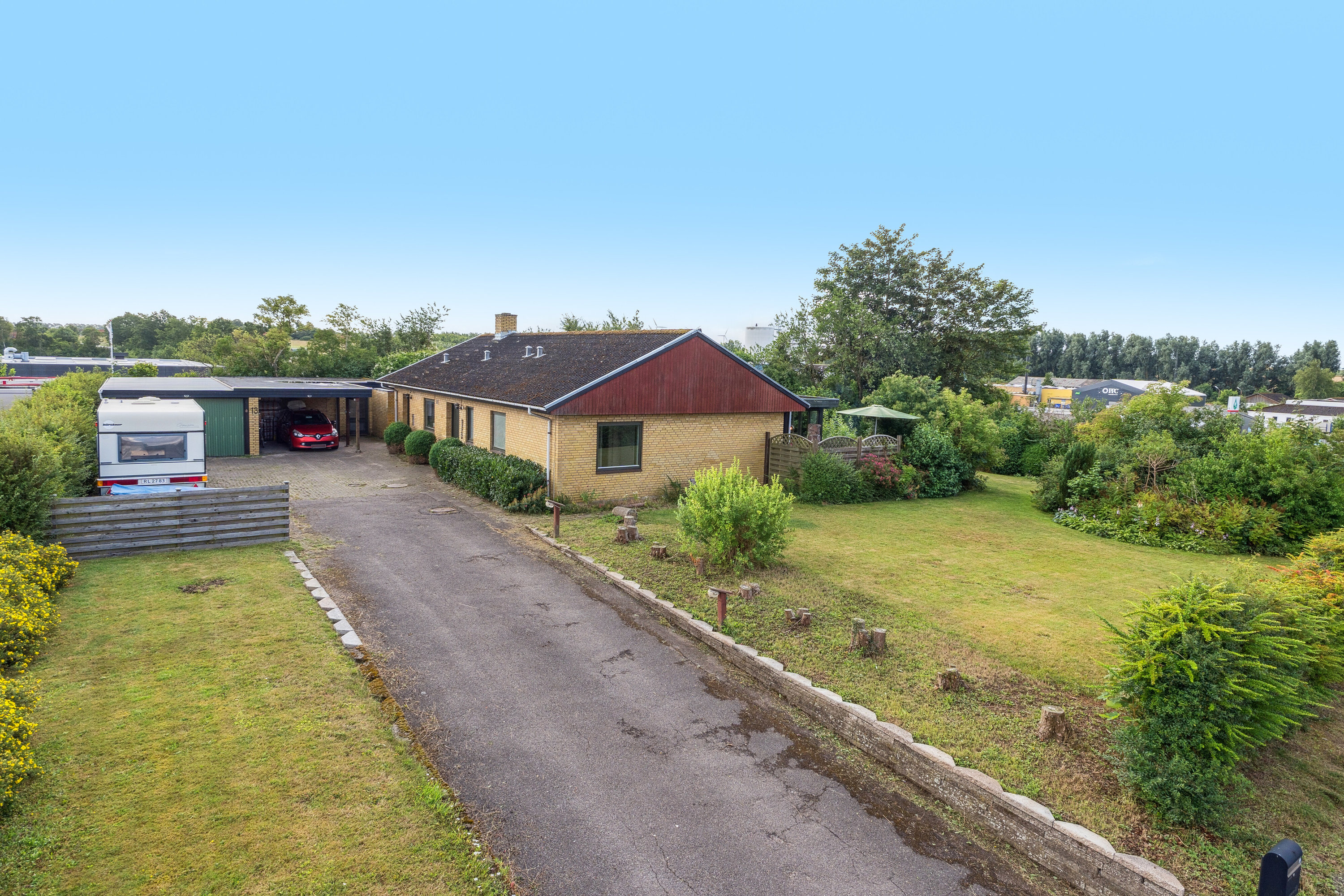 Fremhævet udendørs billede i fuldskærmstilstand. Billede af Industrivej 13, 4720 Præstø