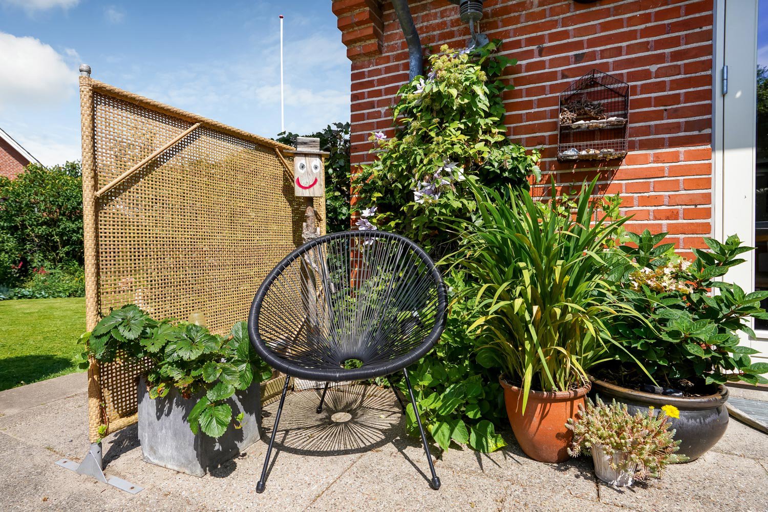 Fremhævet terrasse billede i fuldskærmstilstand. Billede af Skolegade 5, 7171 Uldum