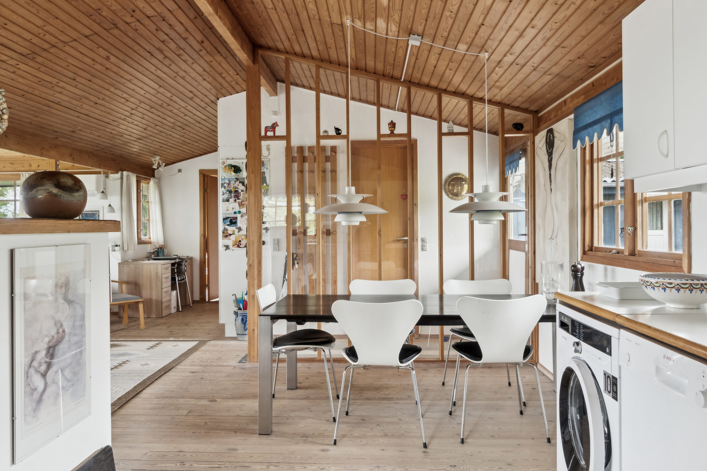 Fremhævet køkken billede i fuldskærmstilstand. Billede af Kildehøj 17, Veddinge Bk, 4540 Fårevejle