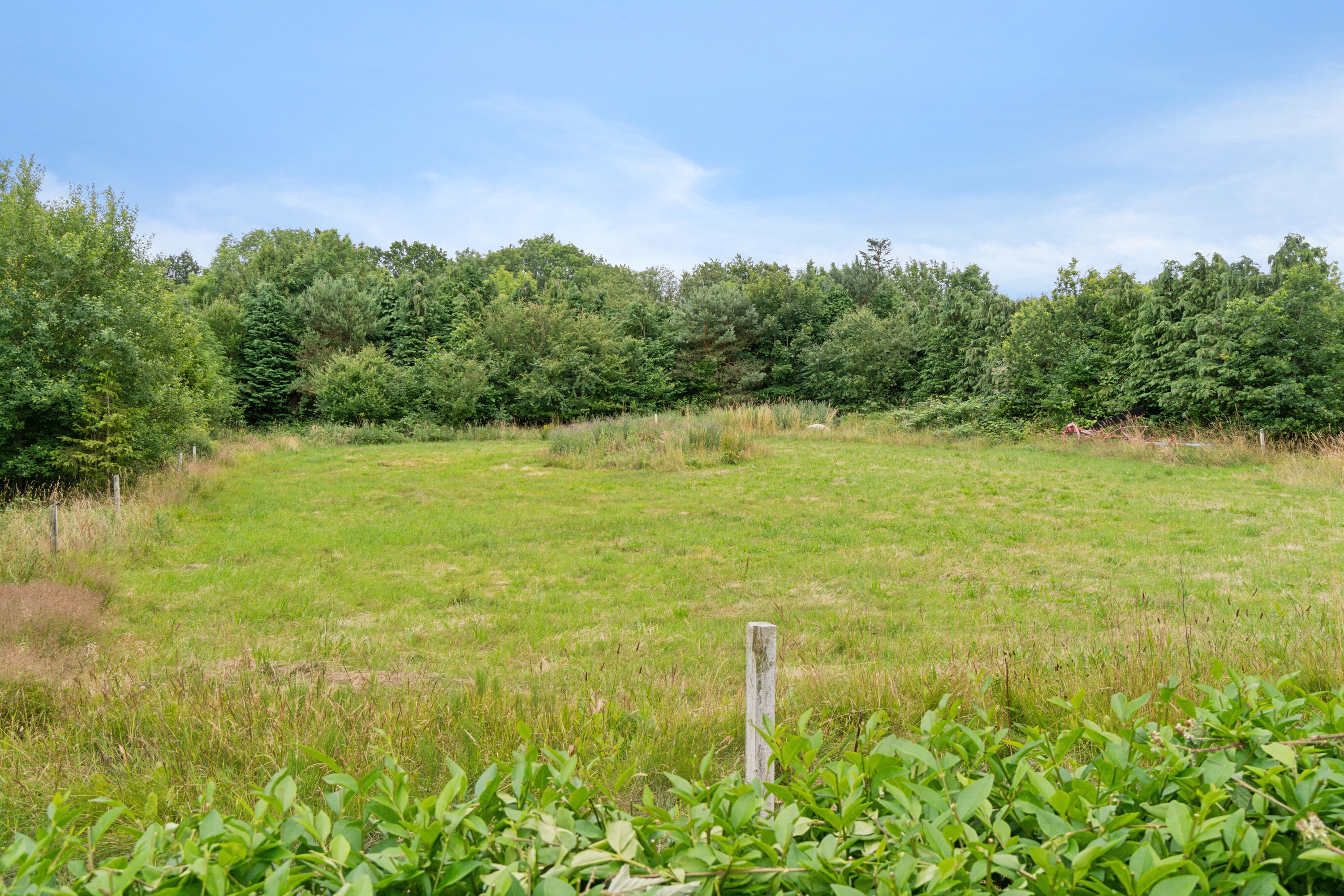 Fremhævet omgivelser billede i fuldskærmstilstand. Billede af Savmøllevej 4, Østermarie, 3751 Østermarie