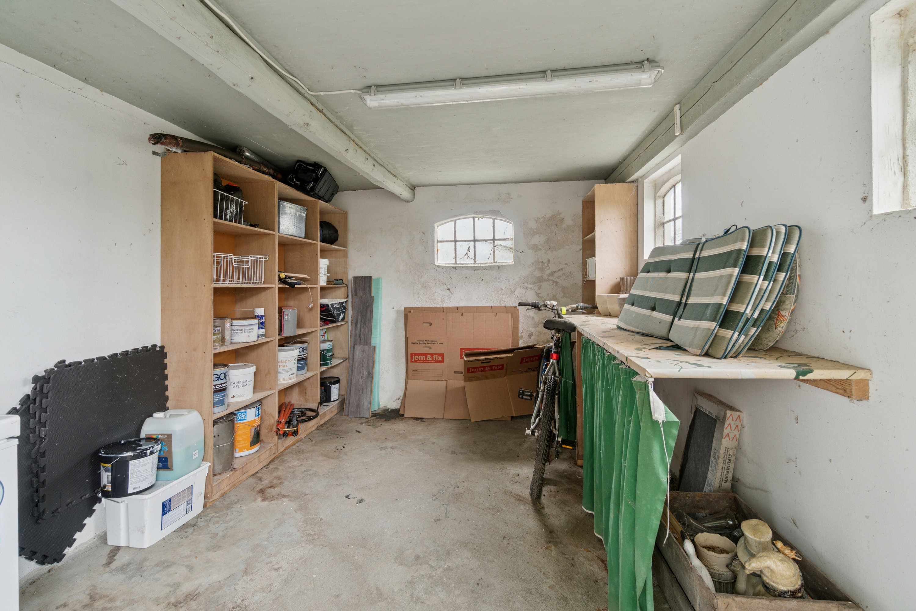 Fremhævet indendørs billede i fuldskærmstilstand. Billede af Savmøllevej 4, Østermarie, 3751 Østermarie