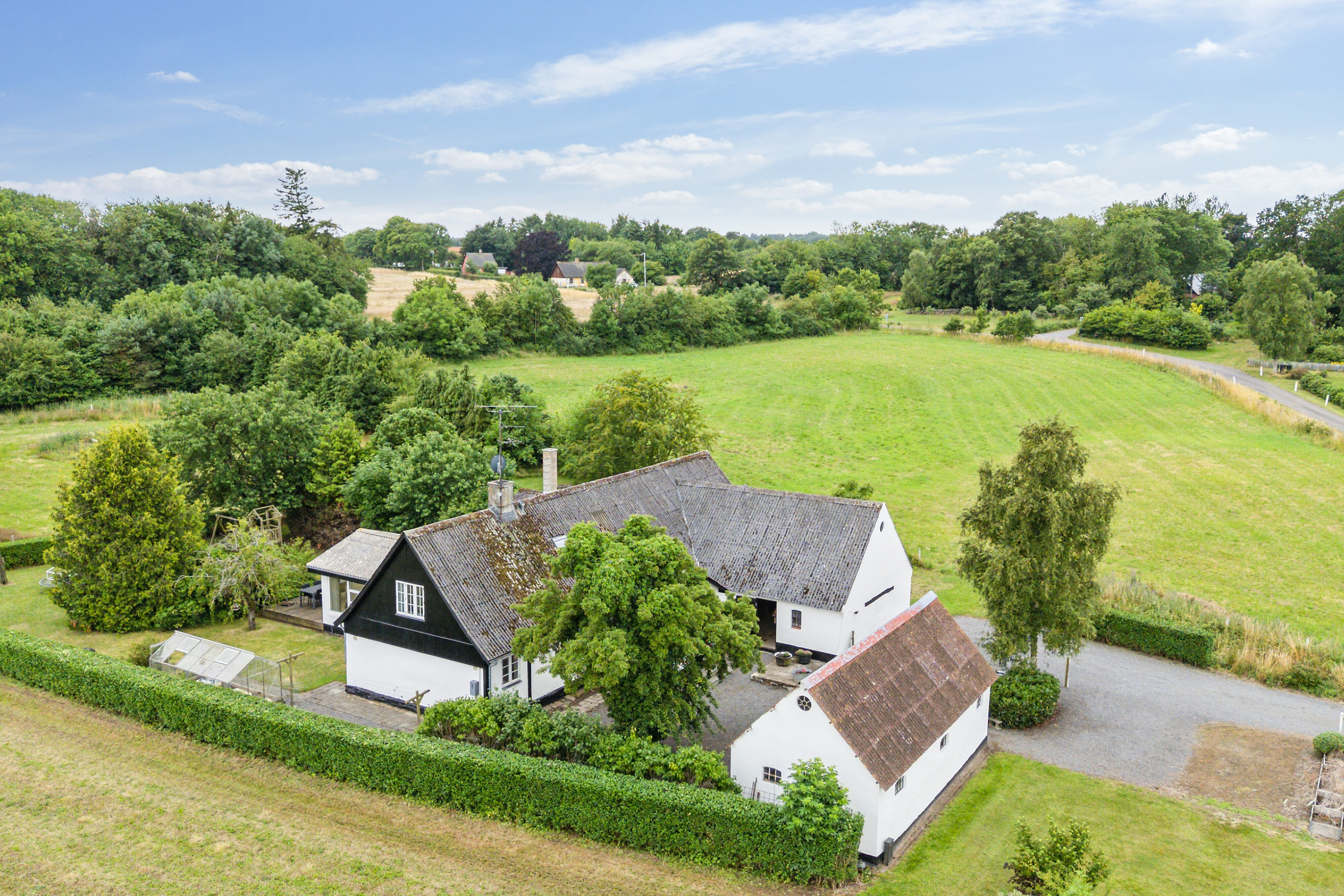 Miniaturebillede 1: luftfoto. Billede af Savmøllevej 4, Østermarie, 3751 Østermarie