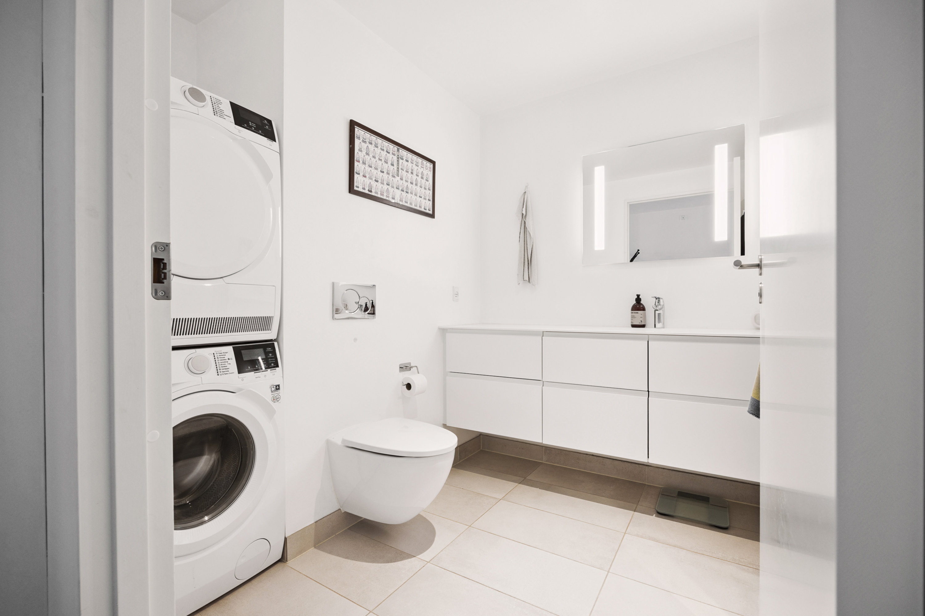 Fremhævet badeværelse billede i fuldskærmstilstand. Billede af Søndre Badevej 4H, st.. th., 4600 Køge