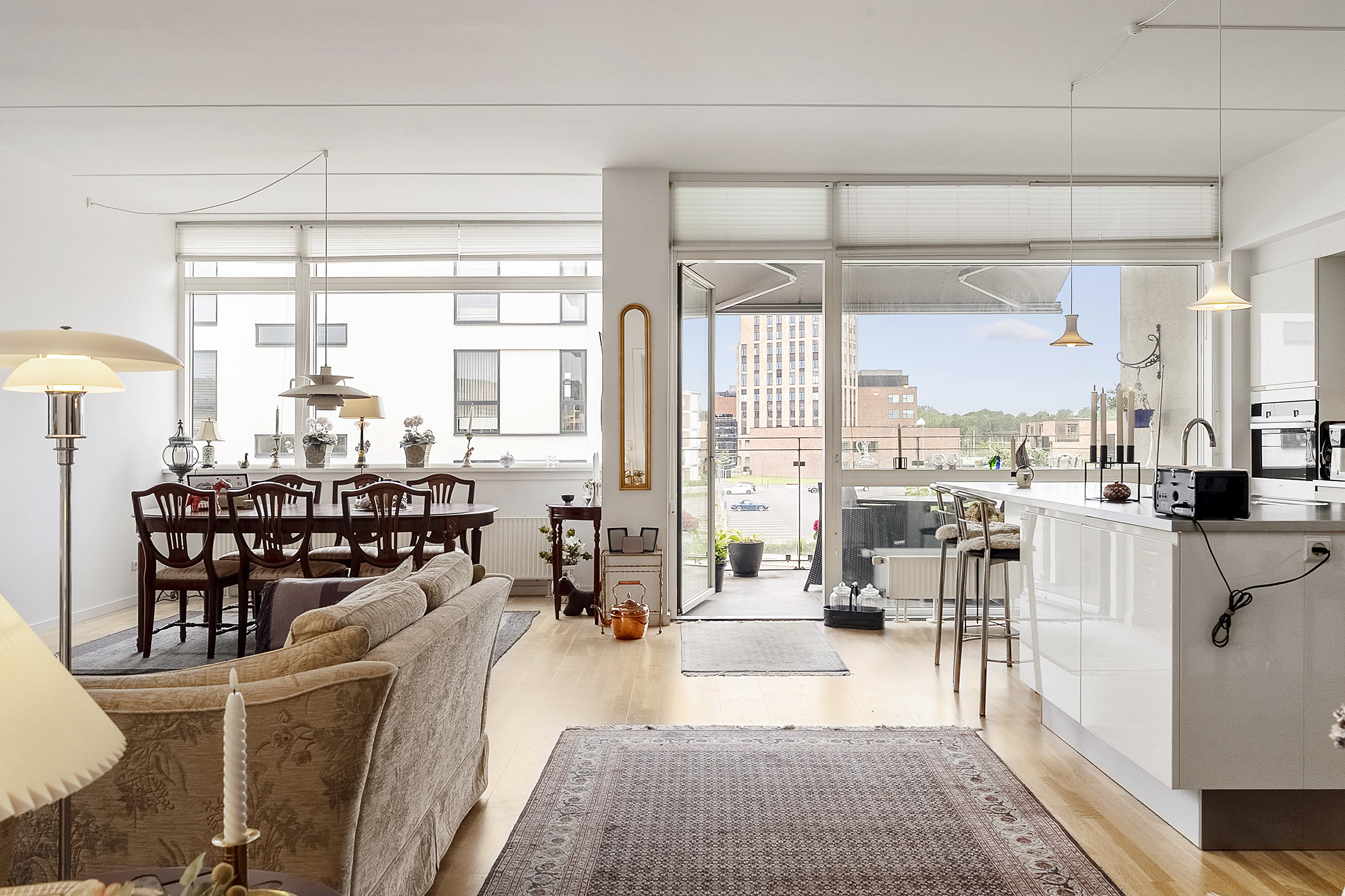 Fremhævet stue billede i fuldskærmstilstand. Billede af Godsbanegade 7, 1. mf., 8700 Horsens