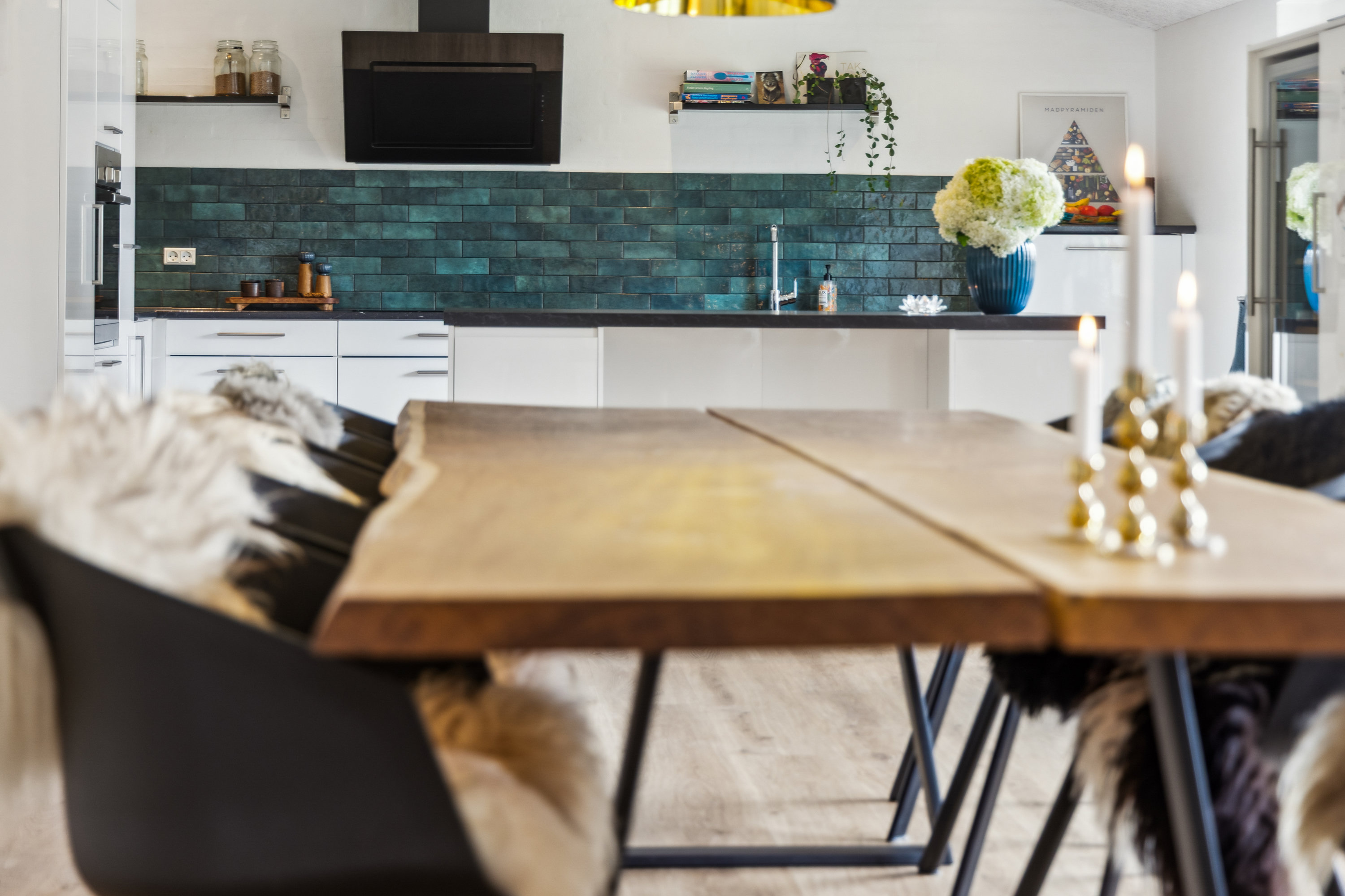 Fremhævet køkken billede i fuldskærmstilstand. Billede af Tylstrupvej 28, Ravnstrup, 9320 Hjallerup