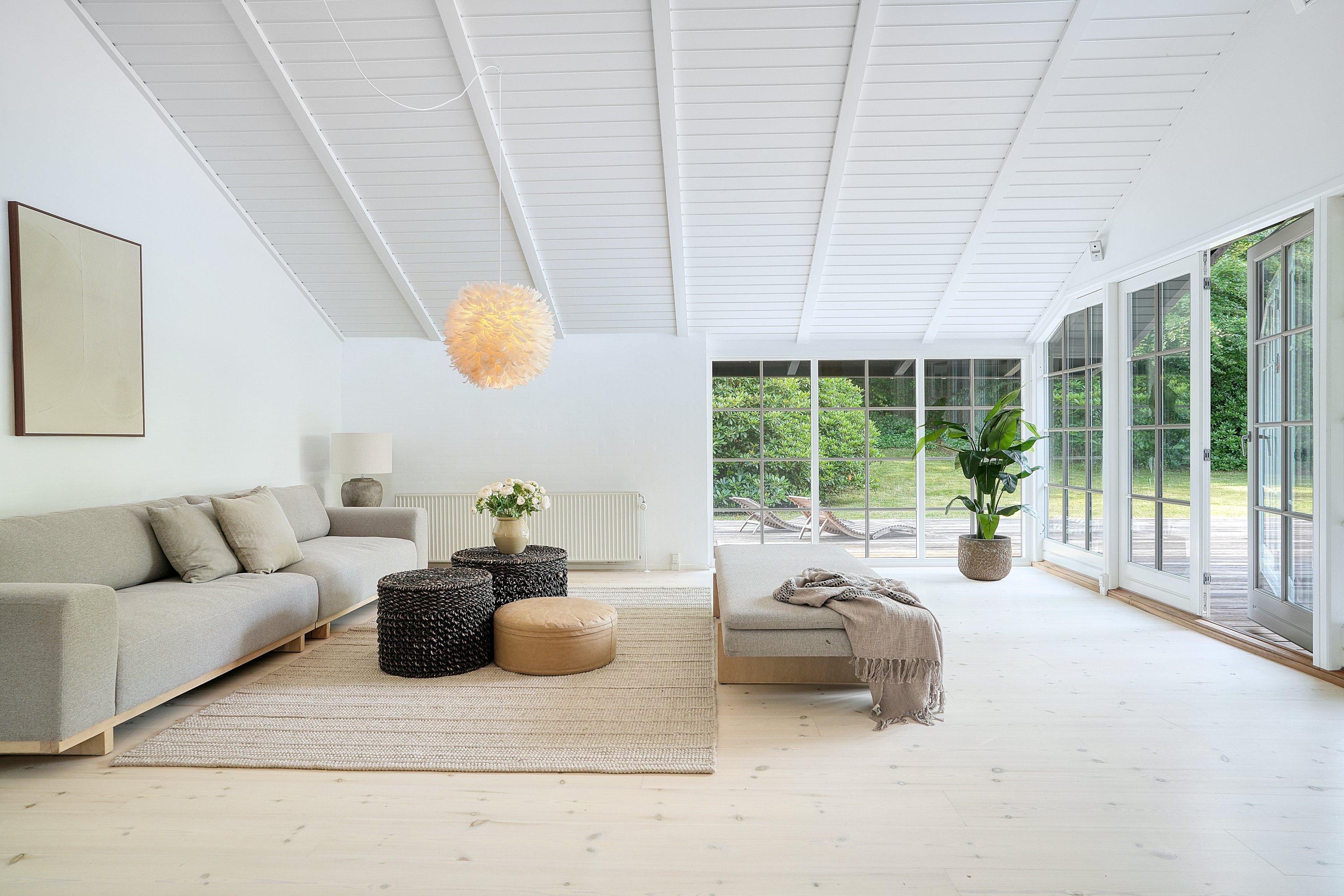 Fremhævet stue billede i fuldskærmstilstand. Billede af Kystvej 37A, 3100 Hornbæk