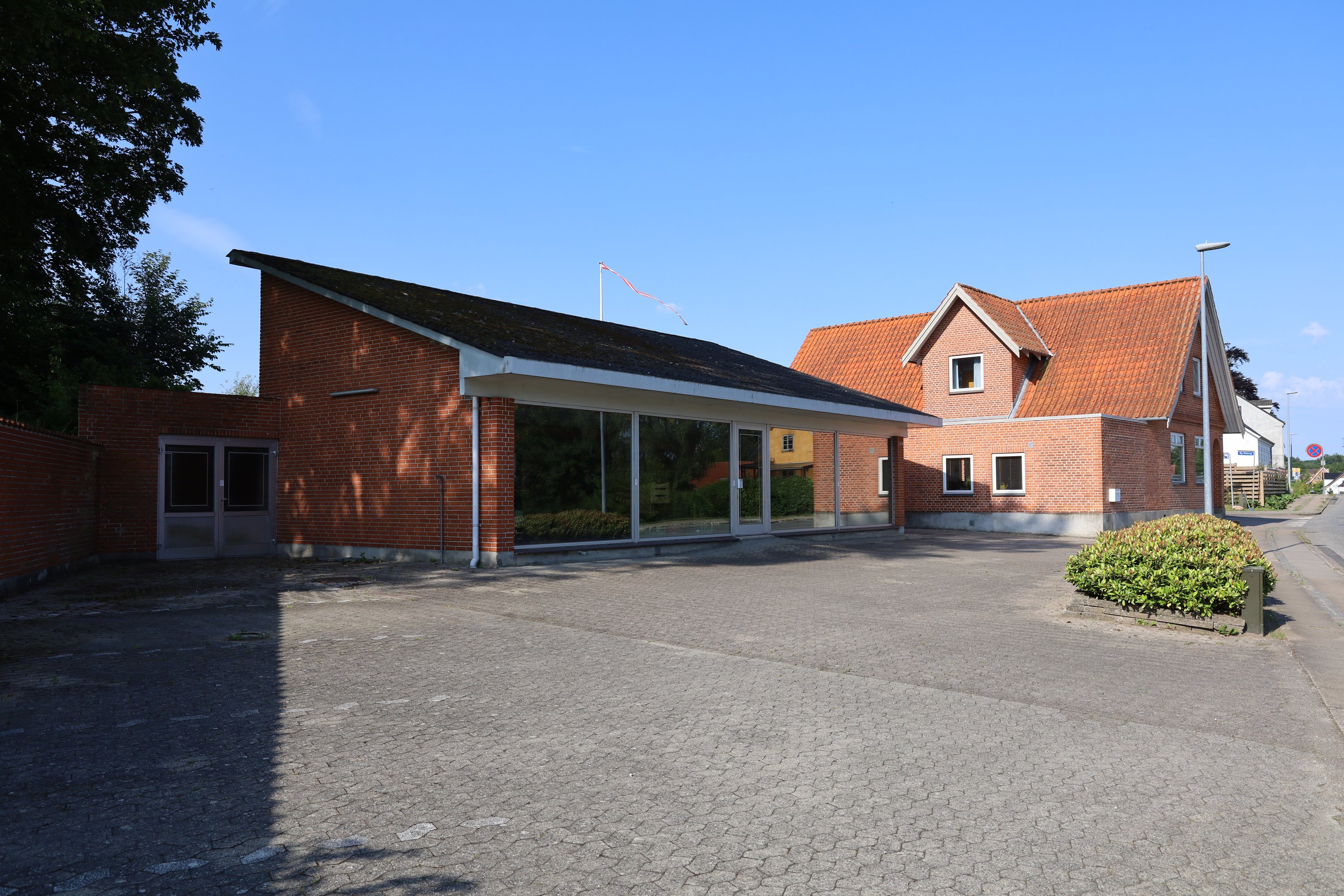 Fremhævet ejendom billede i fuldskærmstilstand. Billede af Holbækvej 120, 4450 Jyderup