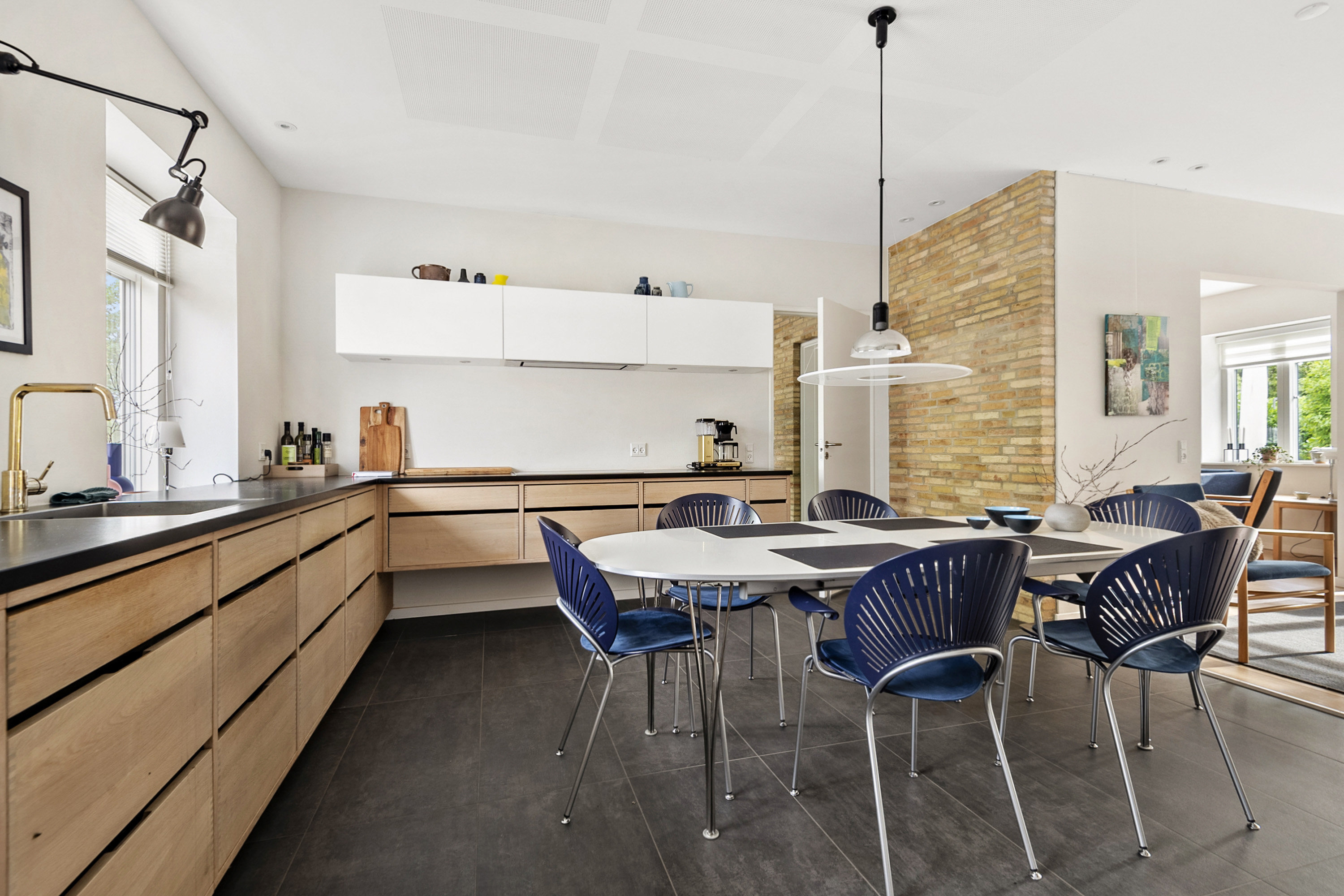 Fremhævet spisekøkken billede i fuldskærmstilstand. Billede af Hoptrup Hovedgade 131, Hoptrup, 6100 Haderslev