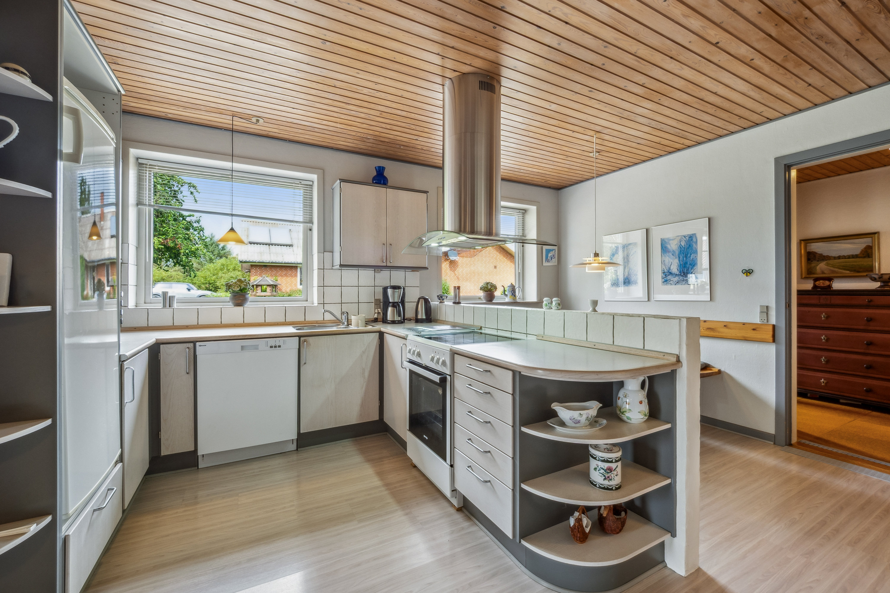 Fremhævet køkken billede i fuldskærmstilstand. Billede af Næssundvej 464, Karby, 7960 Karby