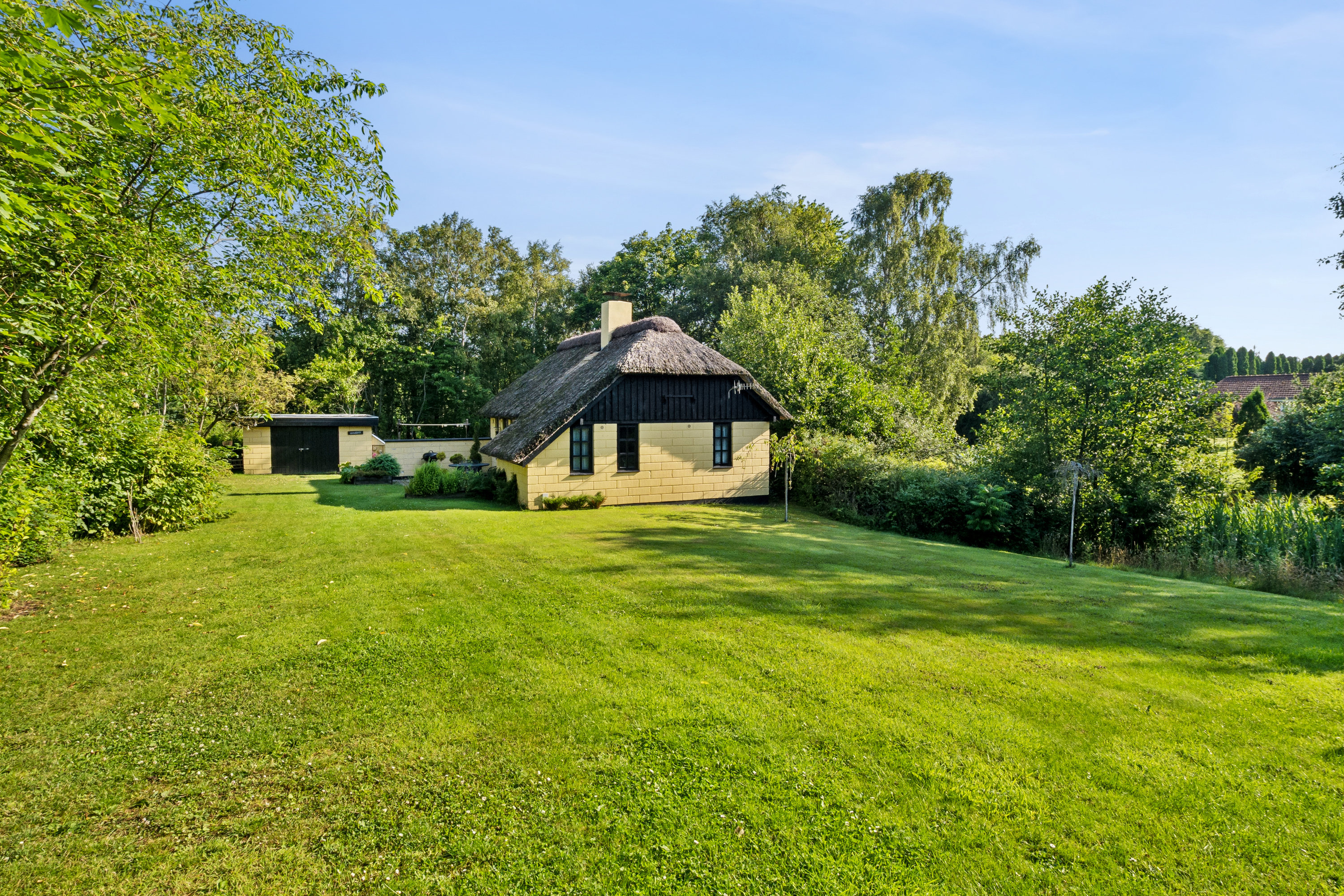 Miniaturebillede 1: ejendom 1. Billede af Astrup Vig 94, Astrup Vig, 7870 Roslev