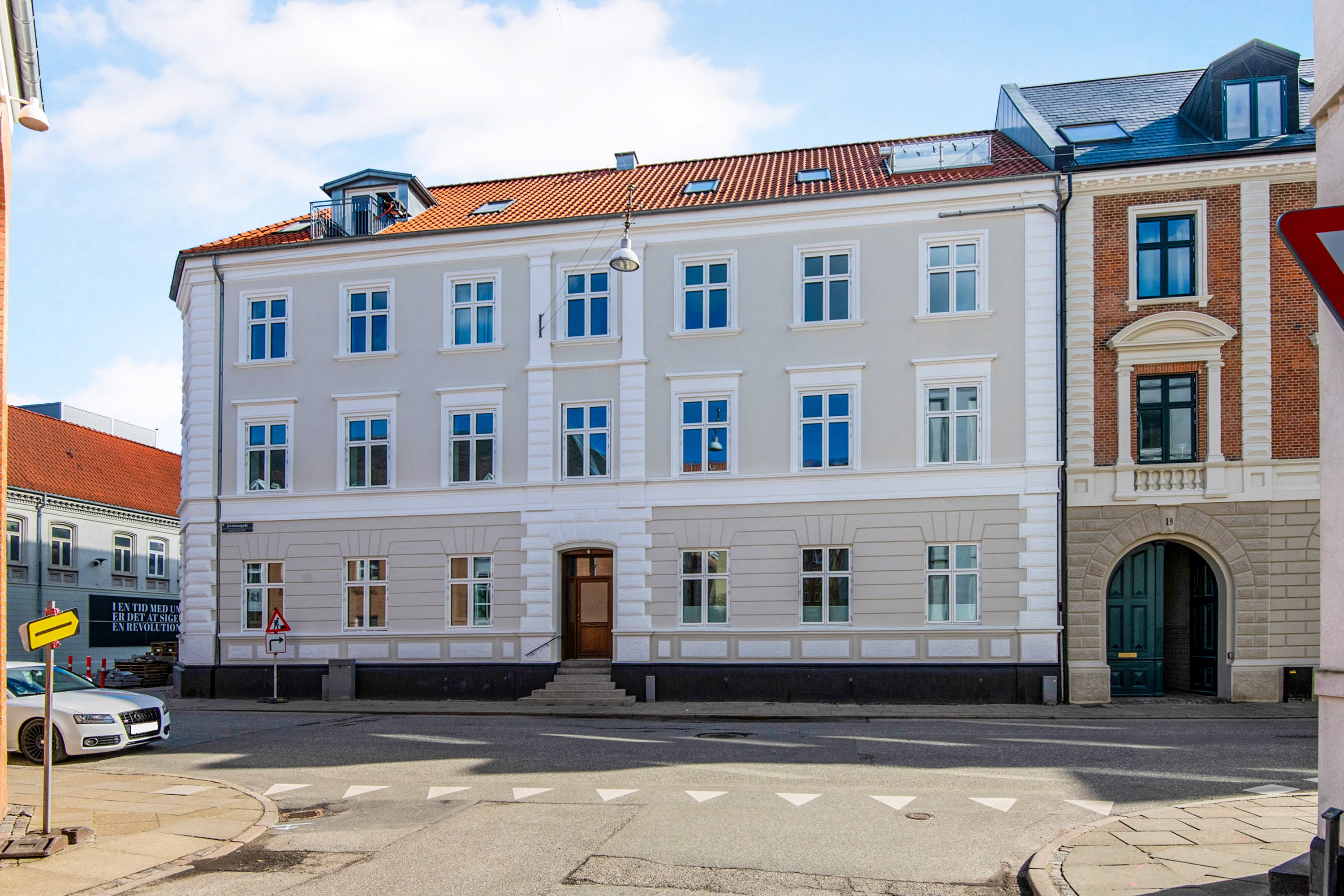 Fremhævet ejendommen billede i fuldskærmstilstand. Billede af Jernbanegade 17, st.. th., 9000 Aalborg