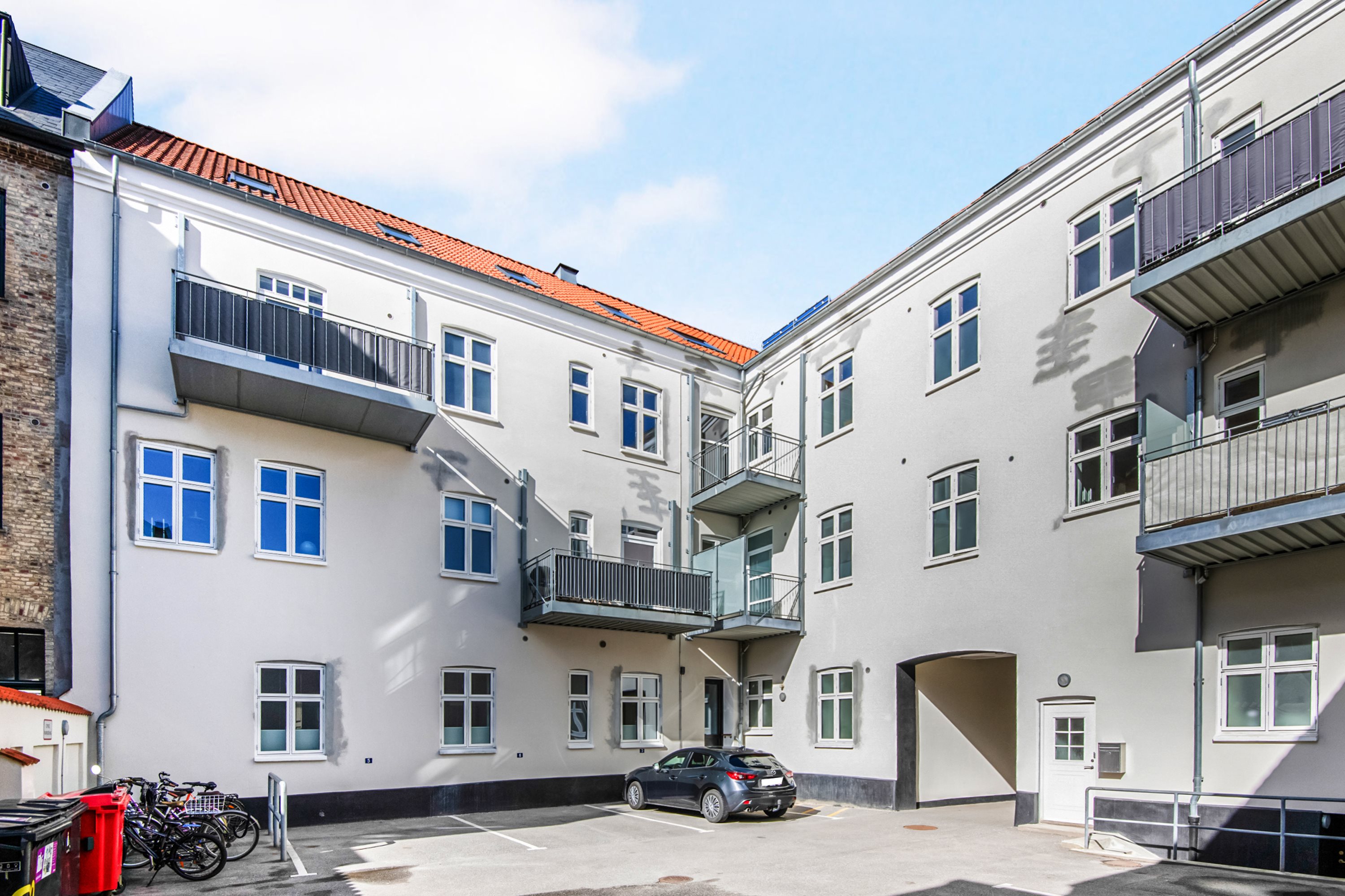 Fremhævet ejendommen billede i fuldskærmstilstand. Billede af Jernbanegade 17, st.. th., 9000 Aalborg