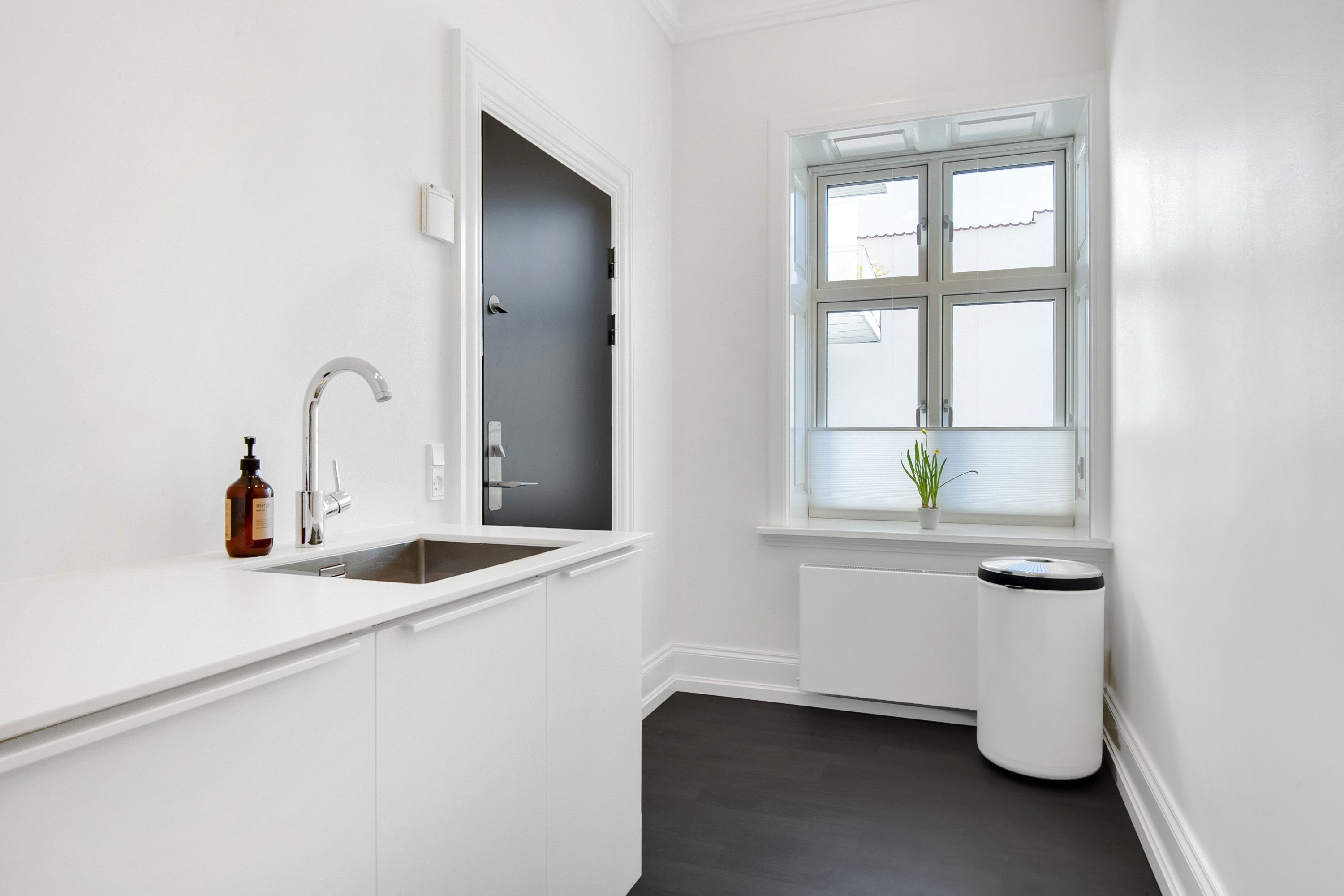 Fremhævet badeværelse billede i fuldskærmstilstand. Billede af Jernbanegade 17, st.. th., 9000 Aalborg