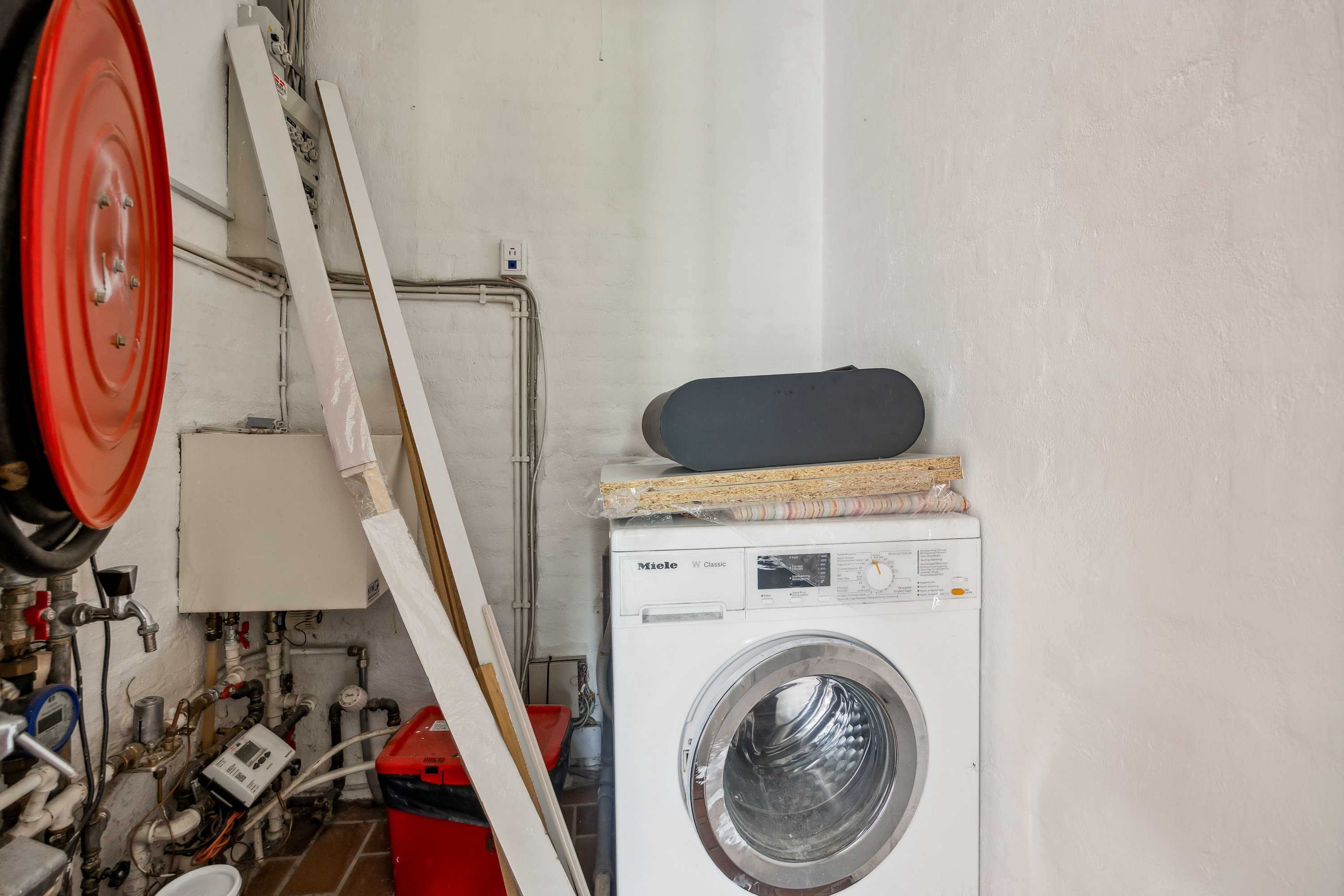 Fremhævet vaskerum billede i fuldskærmstilstand. Billede af Jernbanegade 16, 9610 Nørager