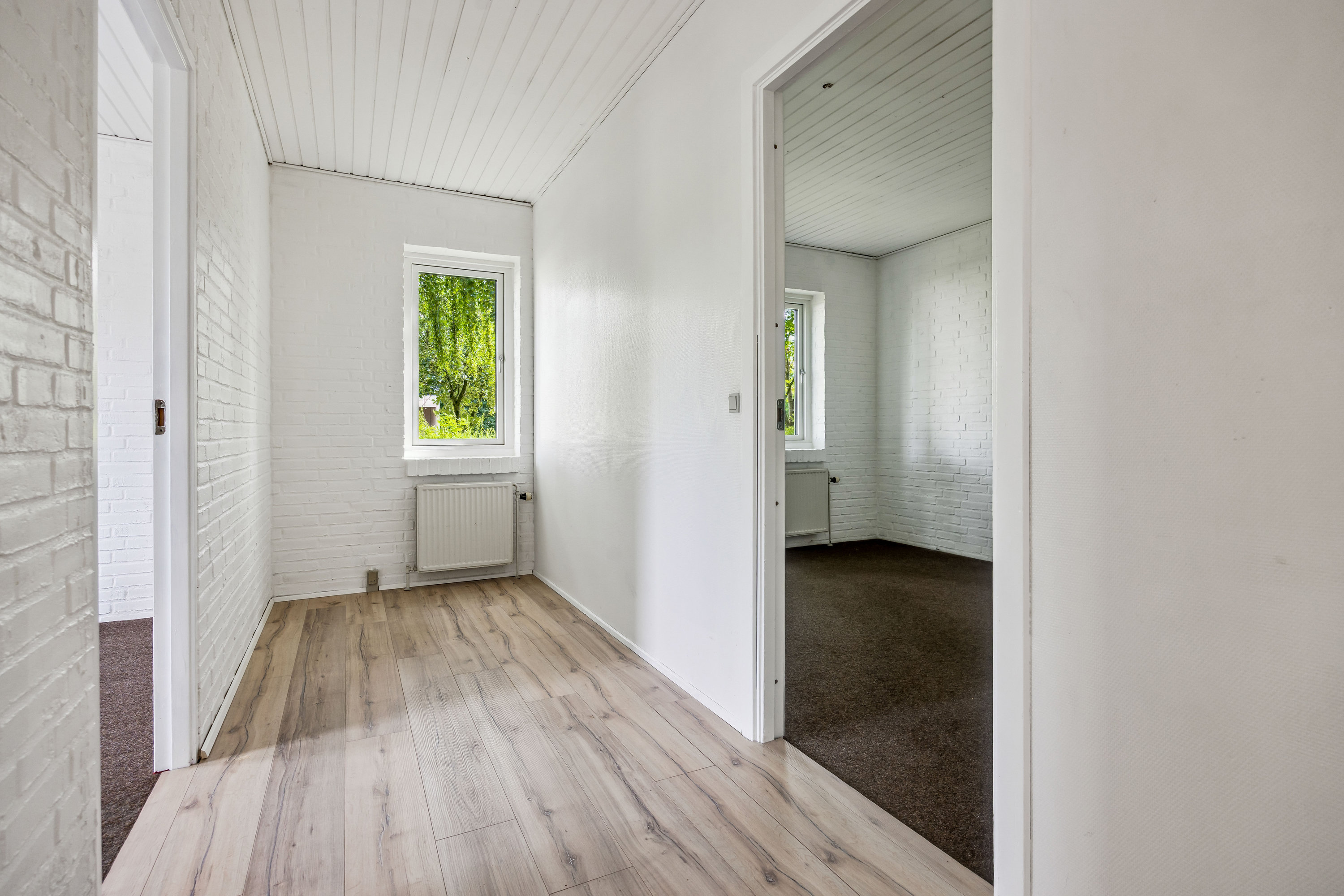 Fremhævet gang billede i fuldskærmstilstand. Billede af Jernbanegade 16, 9610 Nørager